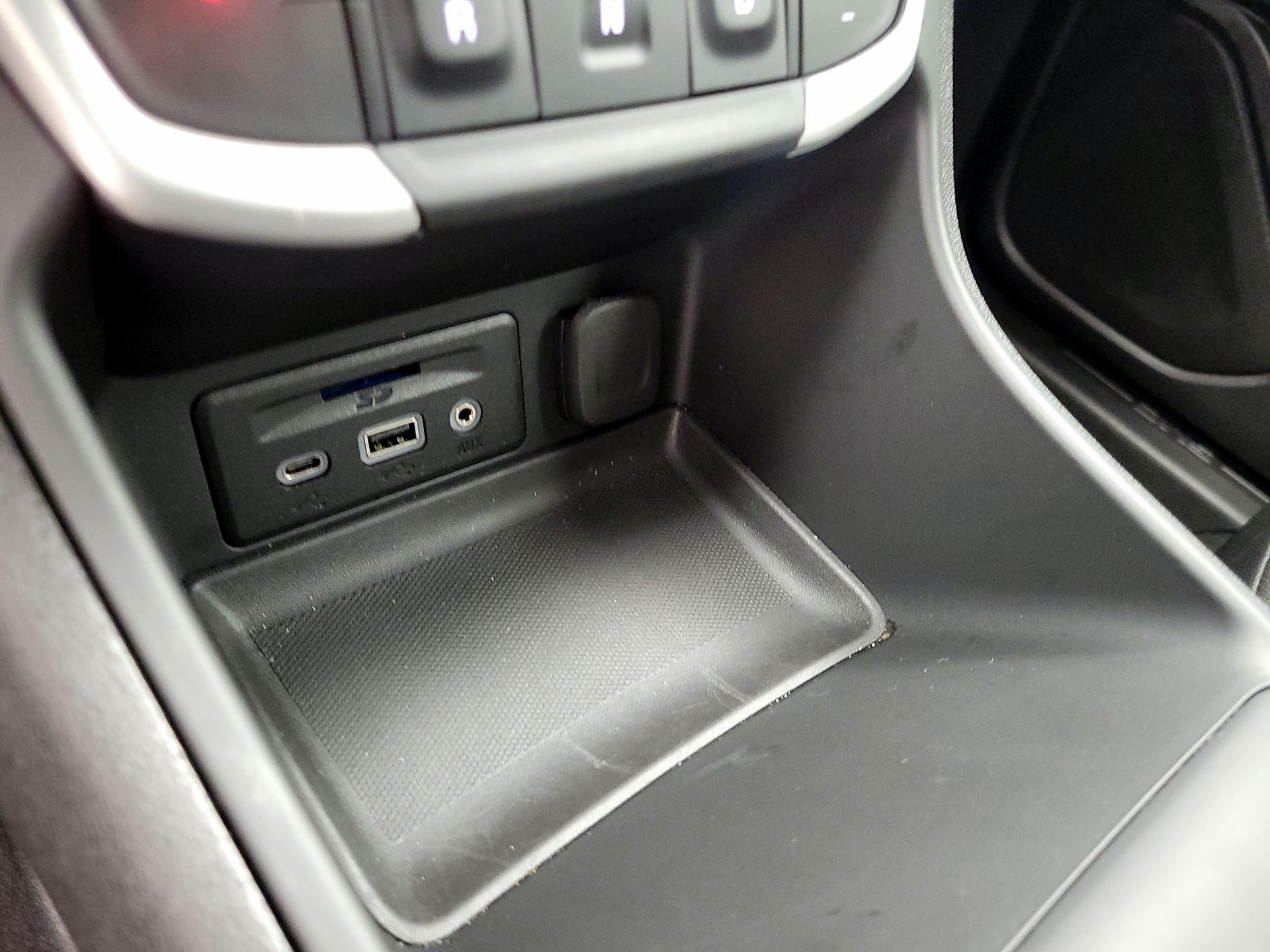 Thumbnail: 2024 GMC Terrain - 18