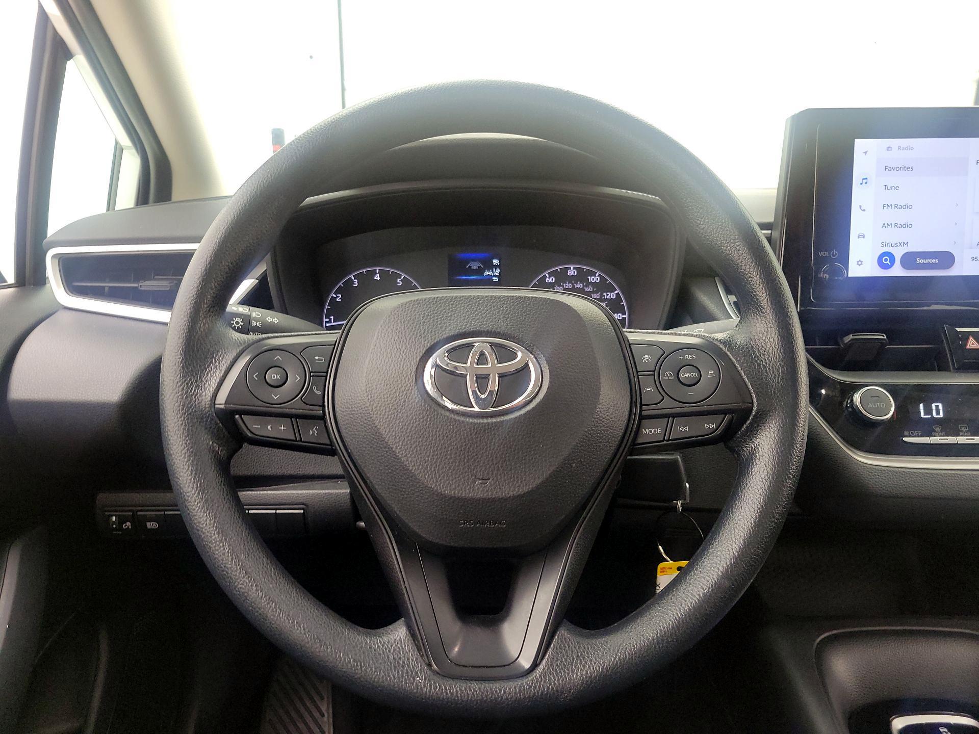 Thumbnail: 2024 Toyota Corolla - 10