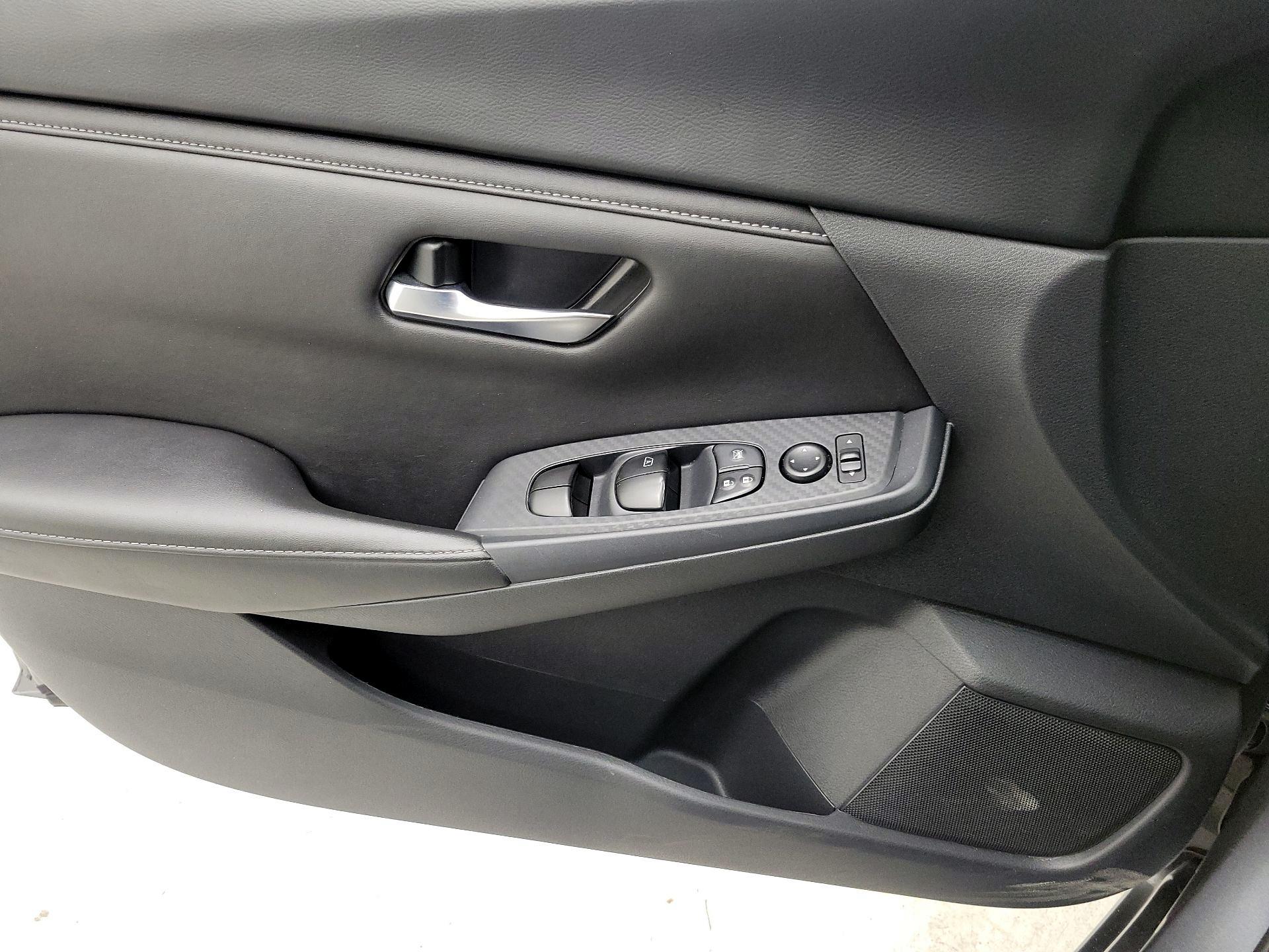 Thumbnail: 2024 Nissan Sentra - 12