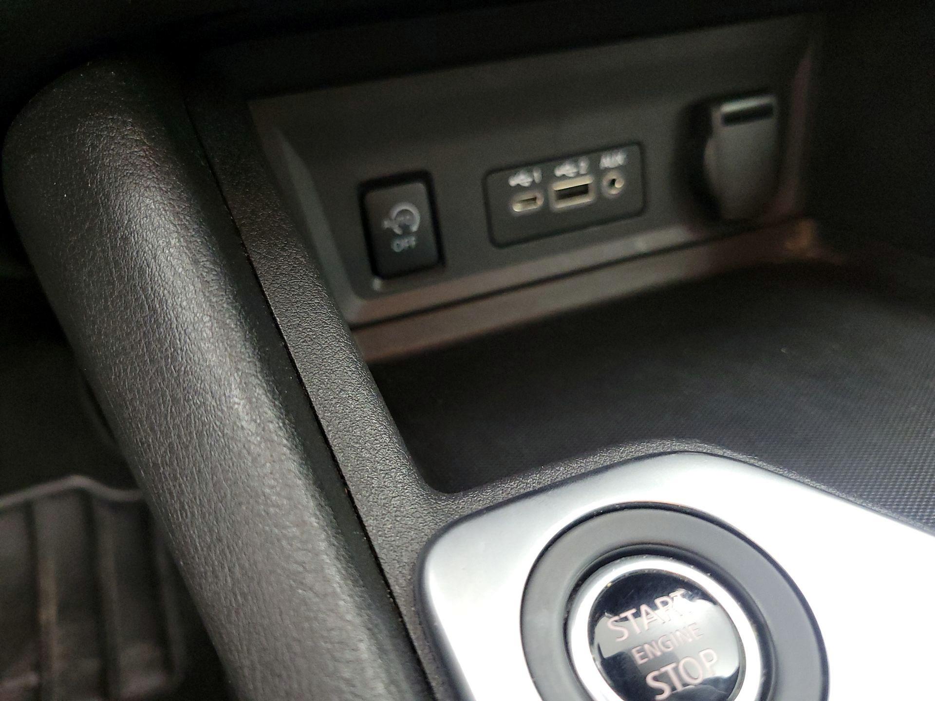 Thumbnail: 2024 Nissan Sentra - 18