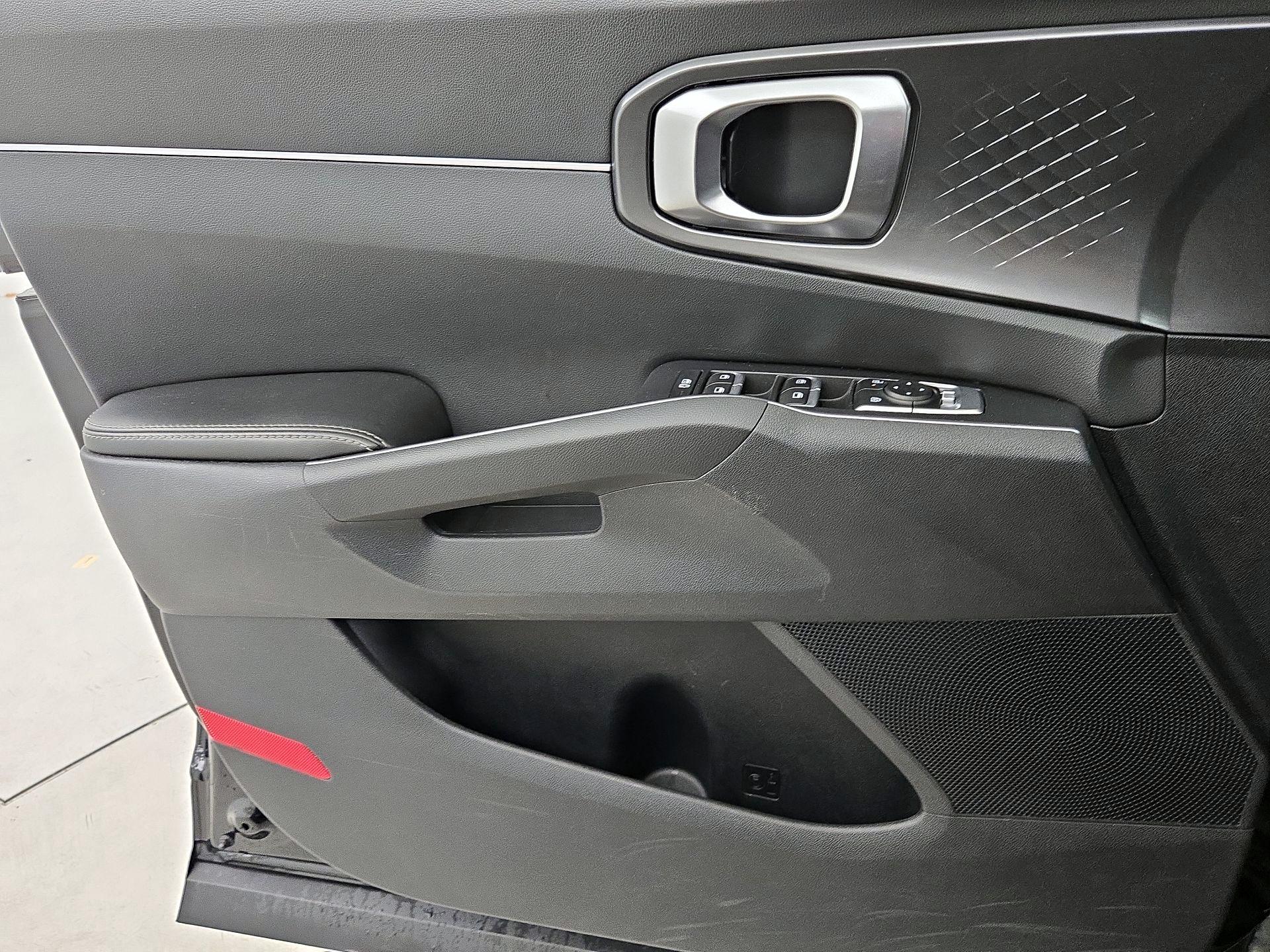 Thumbnail: 2024 Kia Sorento - 12