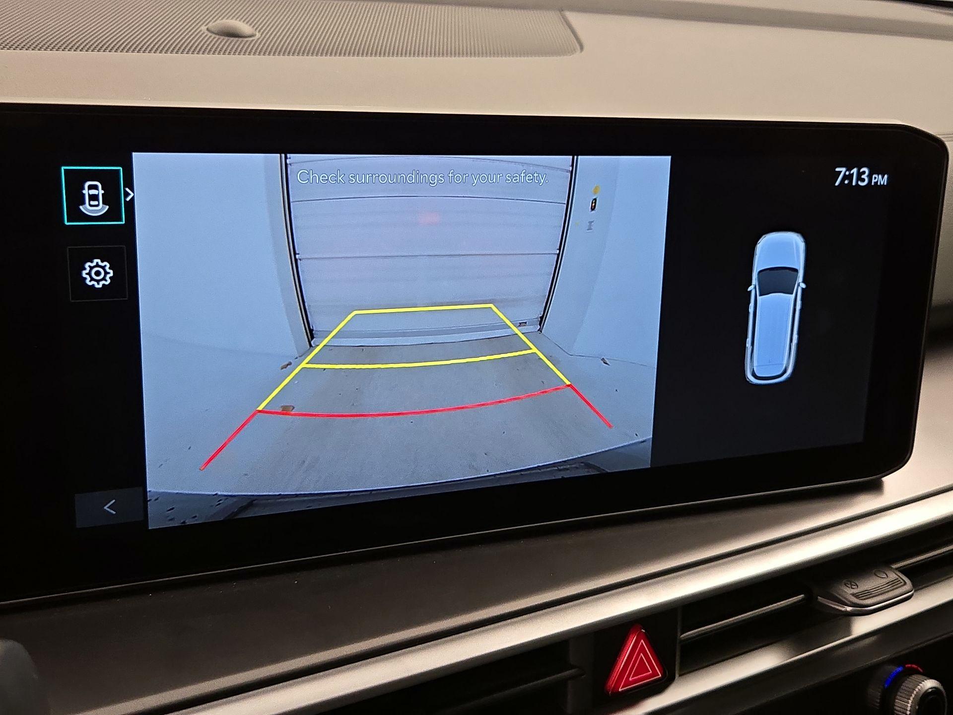 Thumbnail: 2024 Kia Sorento - 15