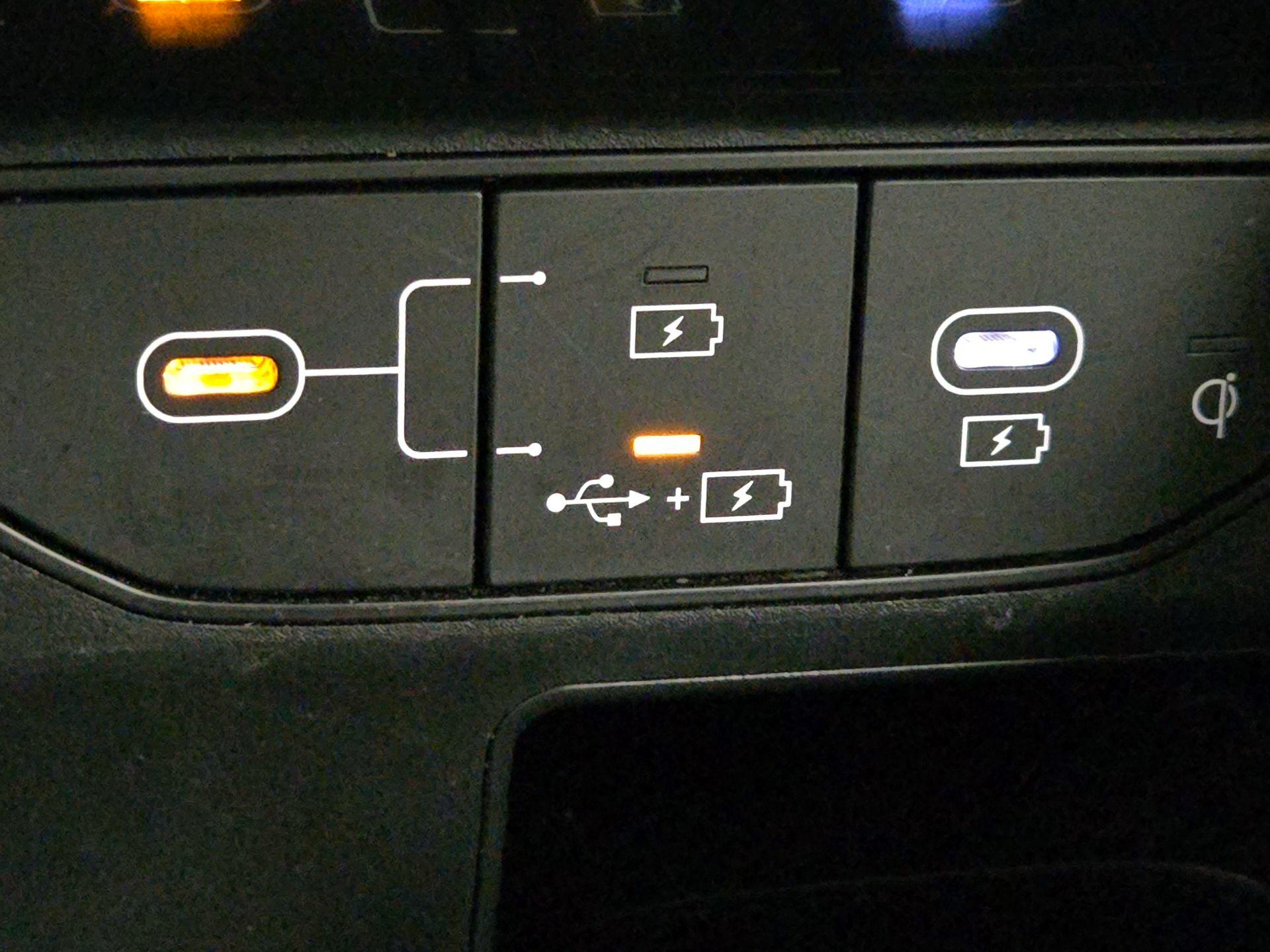 Thumbnail: 2024 Kia Sorento - 19