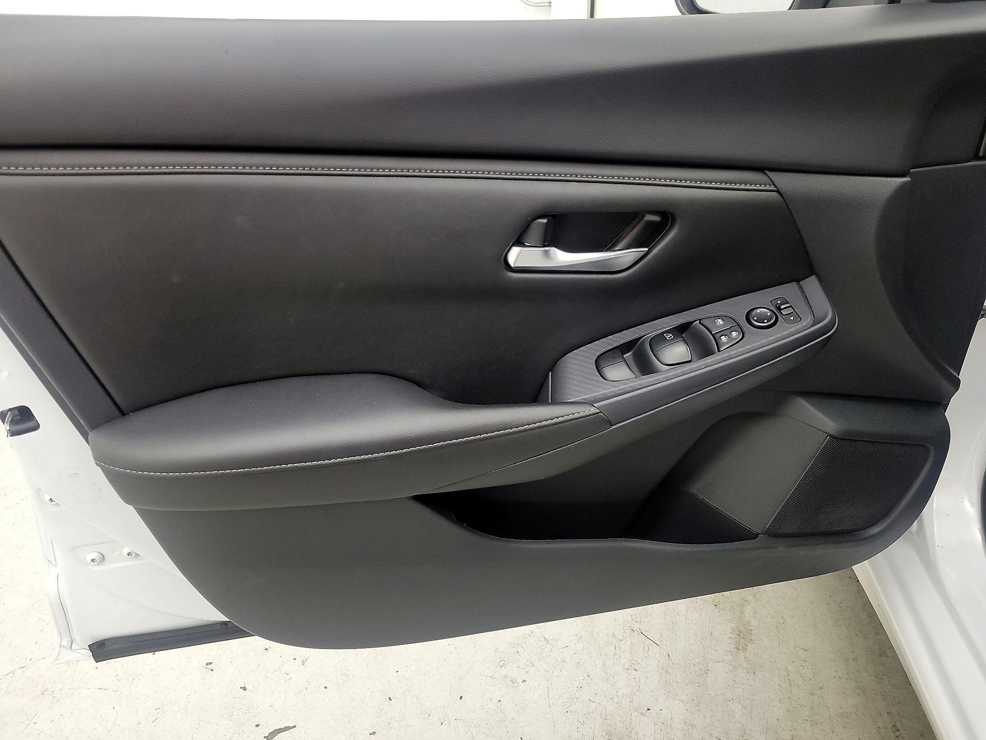 Thumbnail: 2024 Nissan Sentra - 12