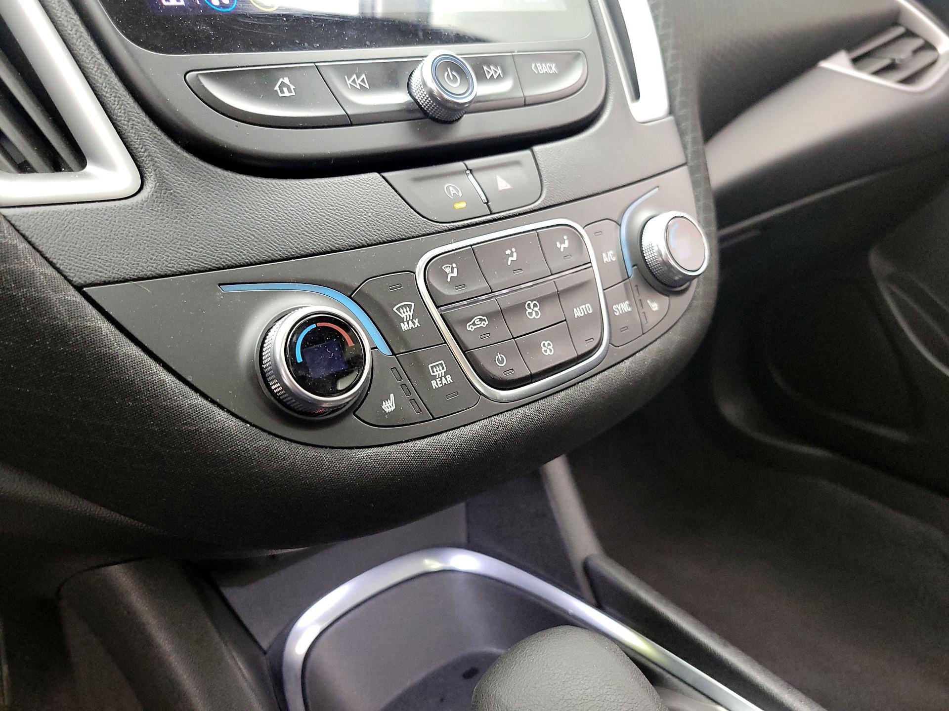 Thumbnail: 2024 Chevrolet Malibu - 15