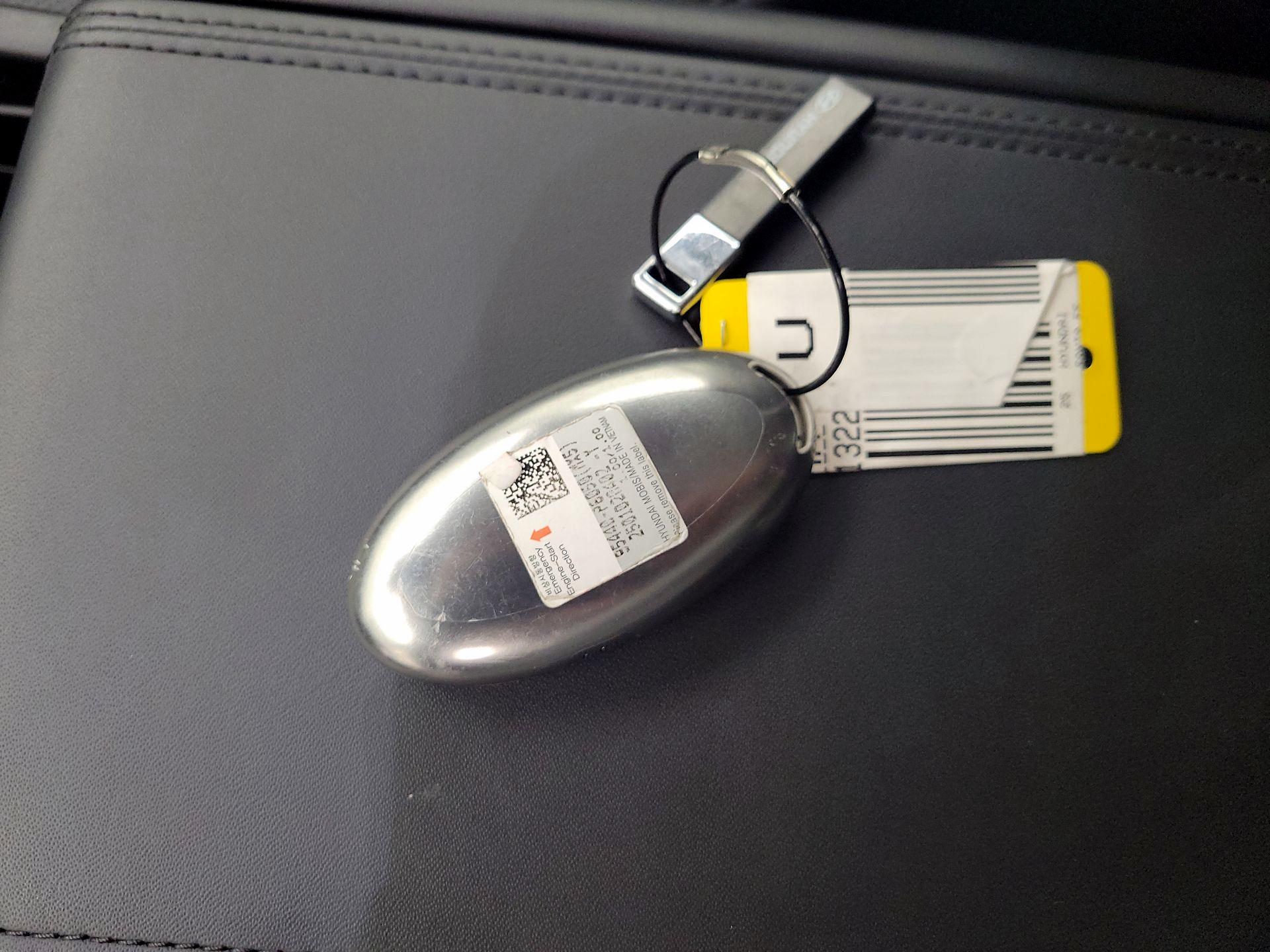 Thumbnail: 2025 Hyundai Santa Fe - 18