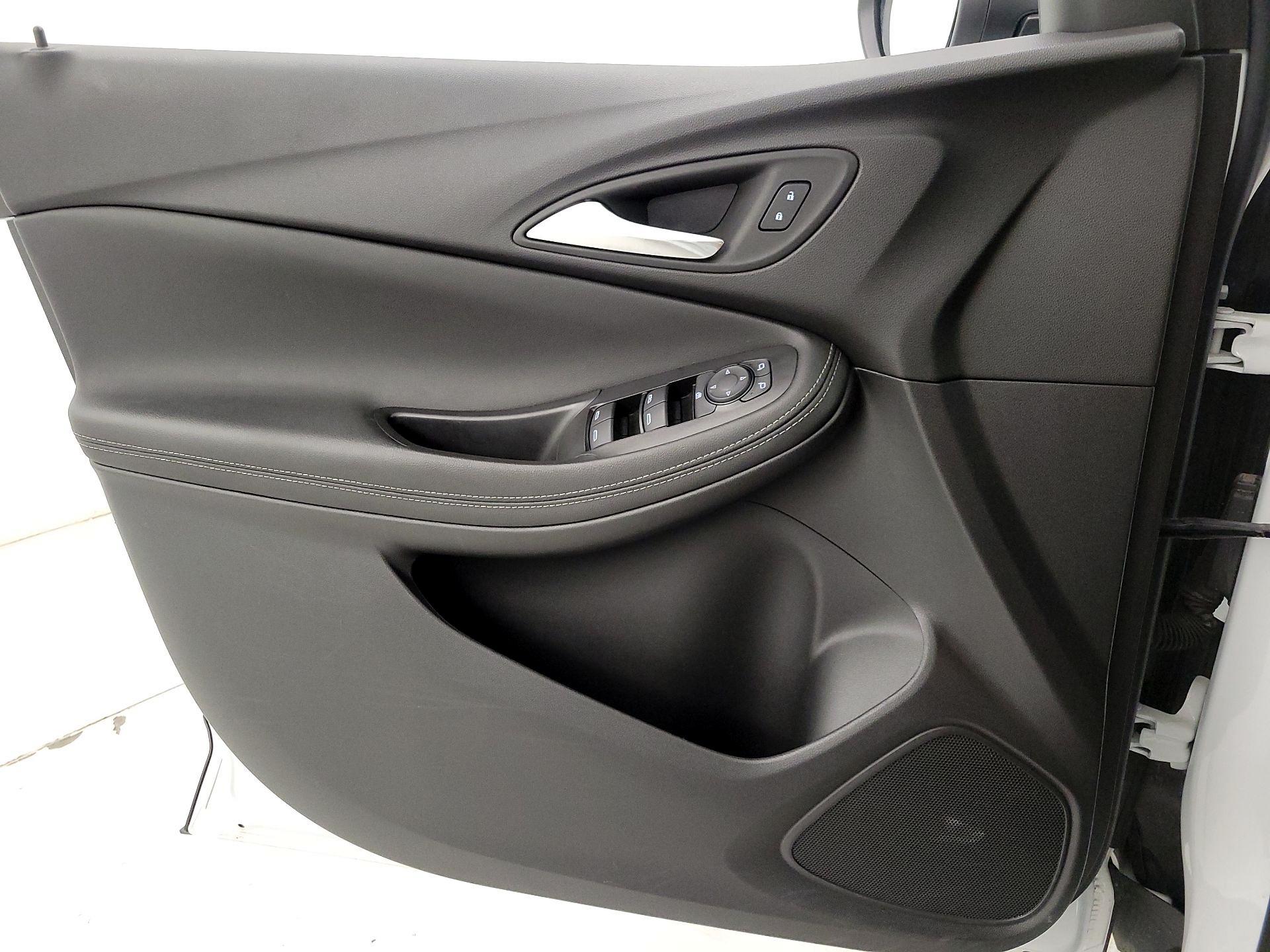 Thumbnail: 2025 Buick Encore GX - 12