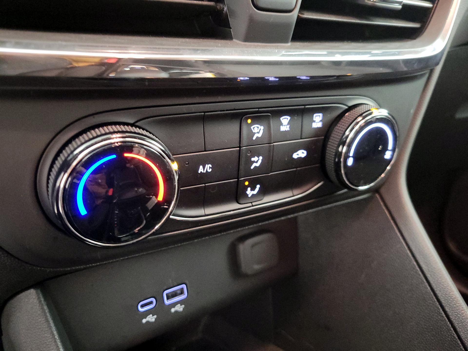 Thumbnail: 2025 Buick Encore GX - 16