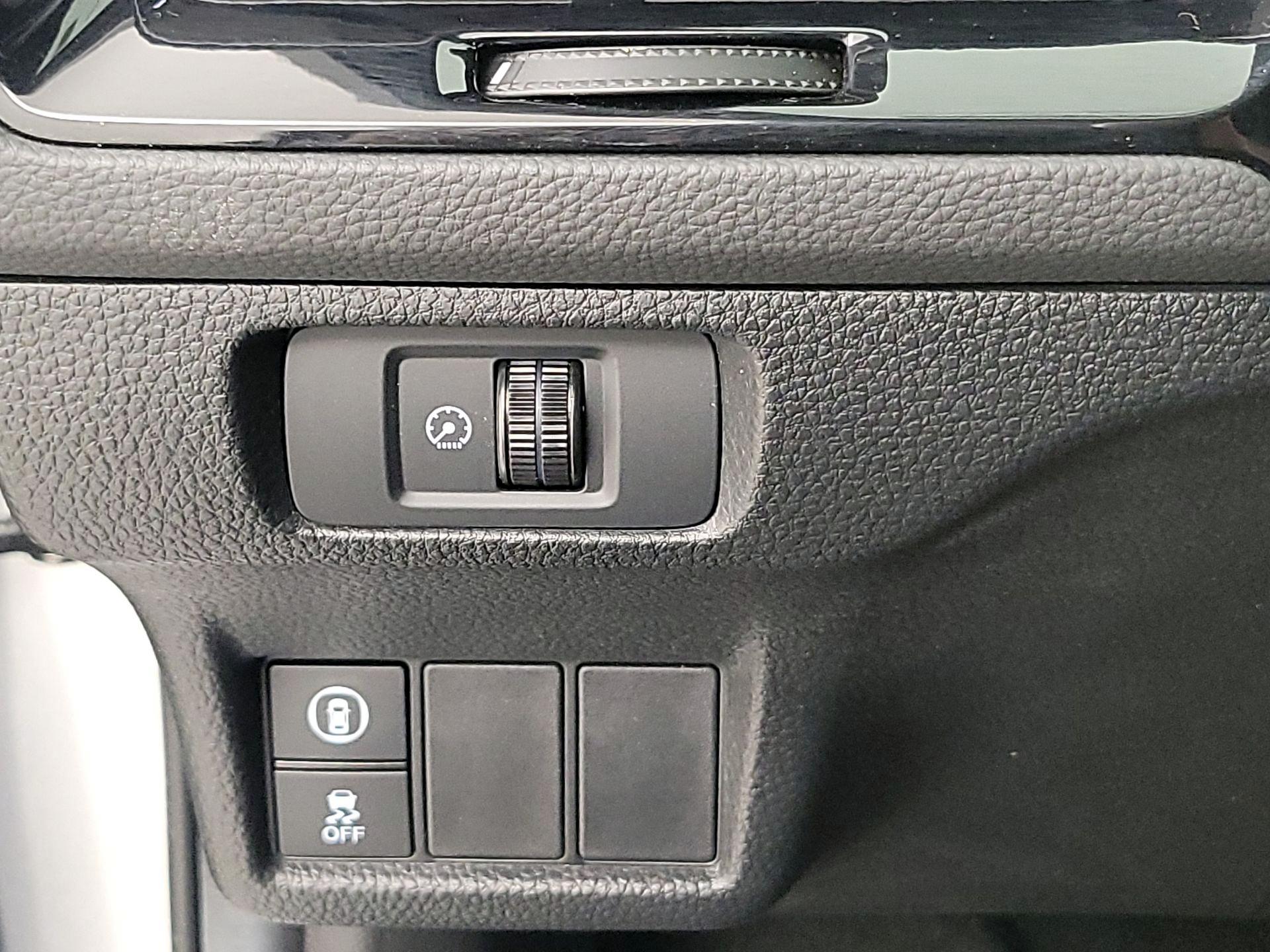 Thumbnail: 2024 Honda Civic - 13