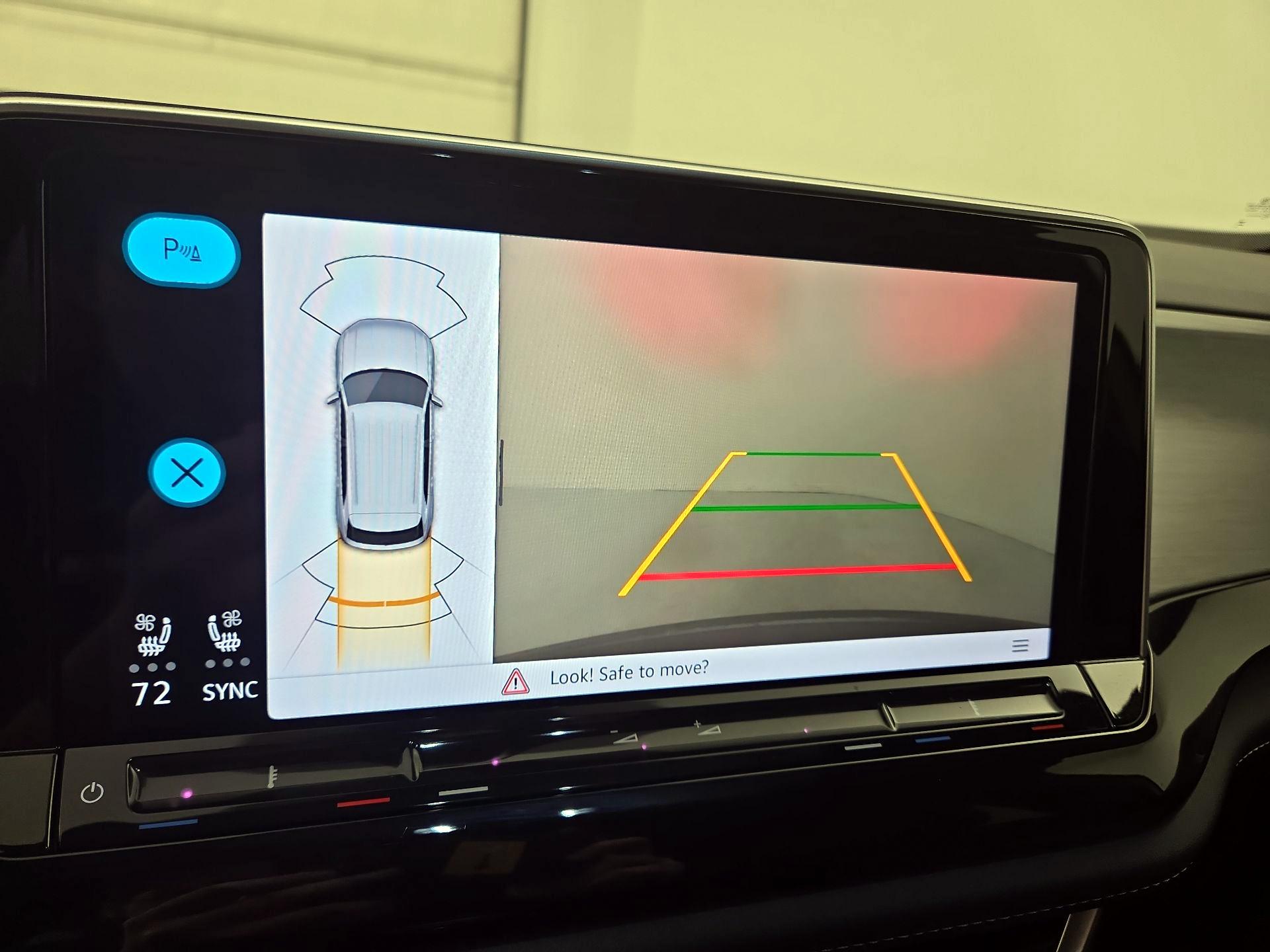 Thumbnail: 2025 Volkswagen Atlas - 14