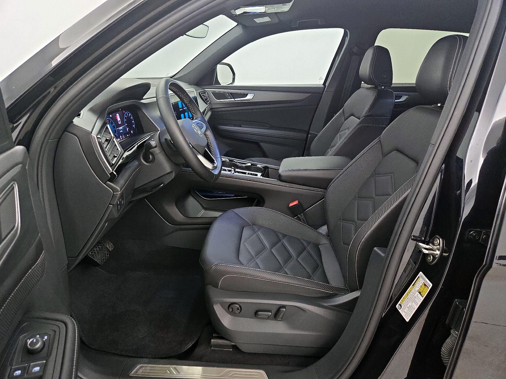 Thumbnail: 2025 Volkswagen Atlas - 11