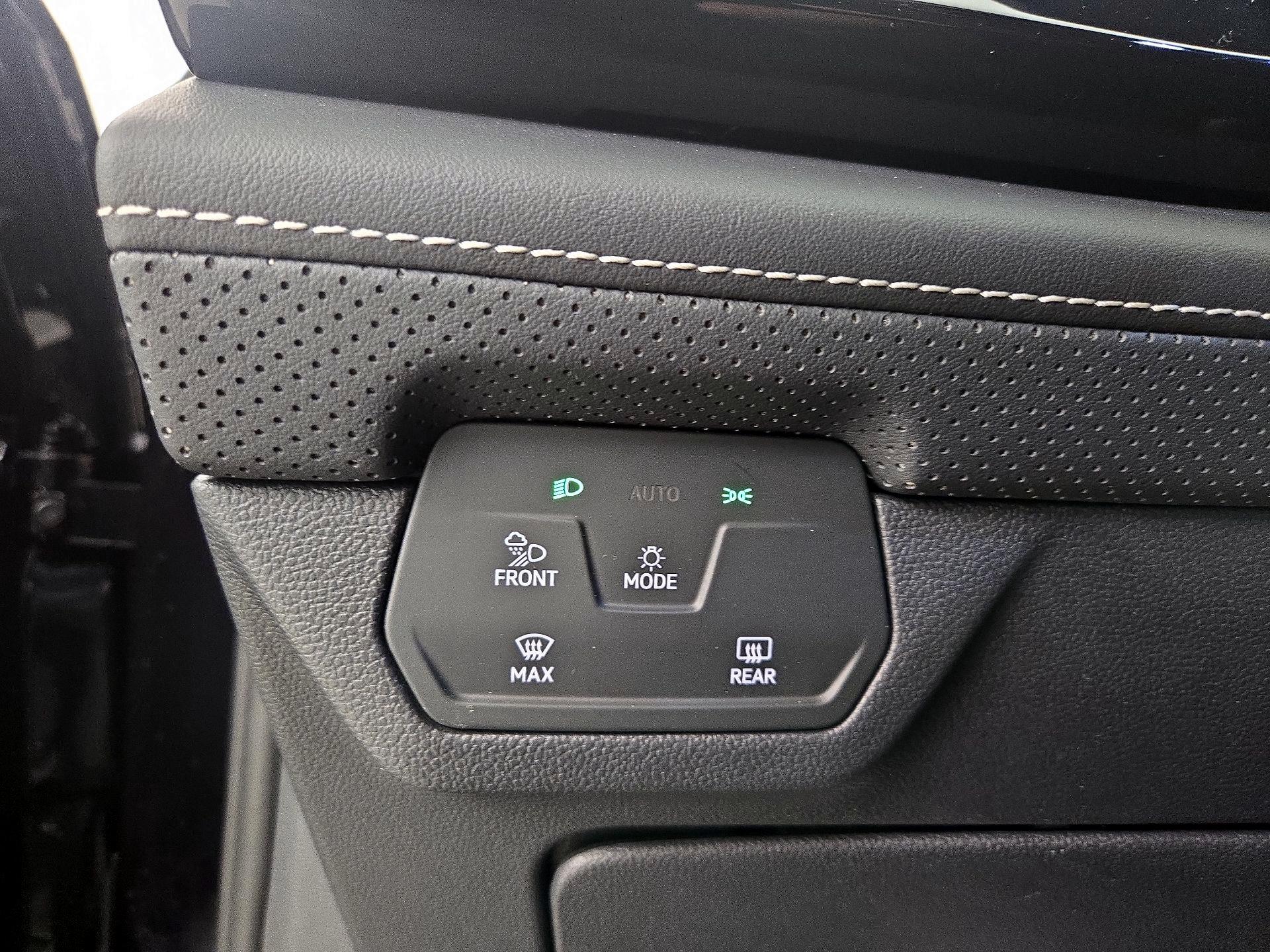 Thumbnail: 2025 Volkswagen Atlas - 13