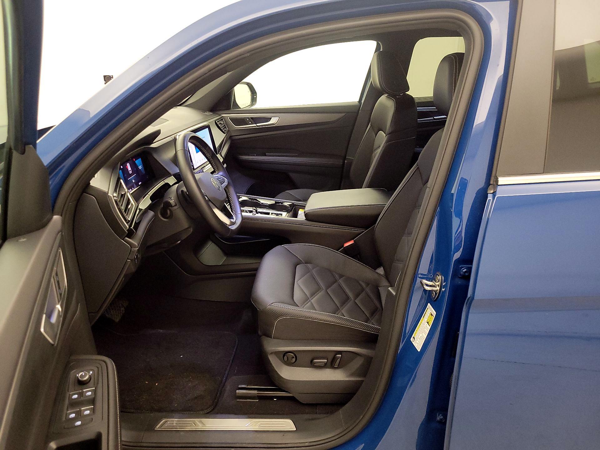 Thumbnail: 2025 Volkswagen Atlas - 11