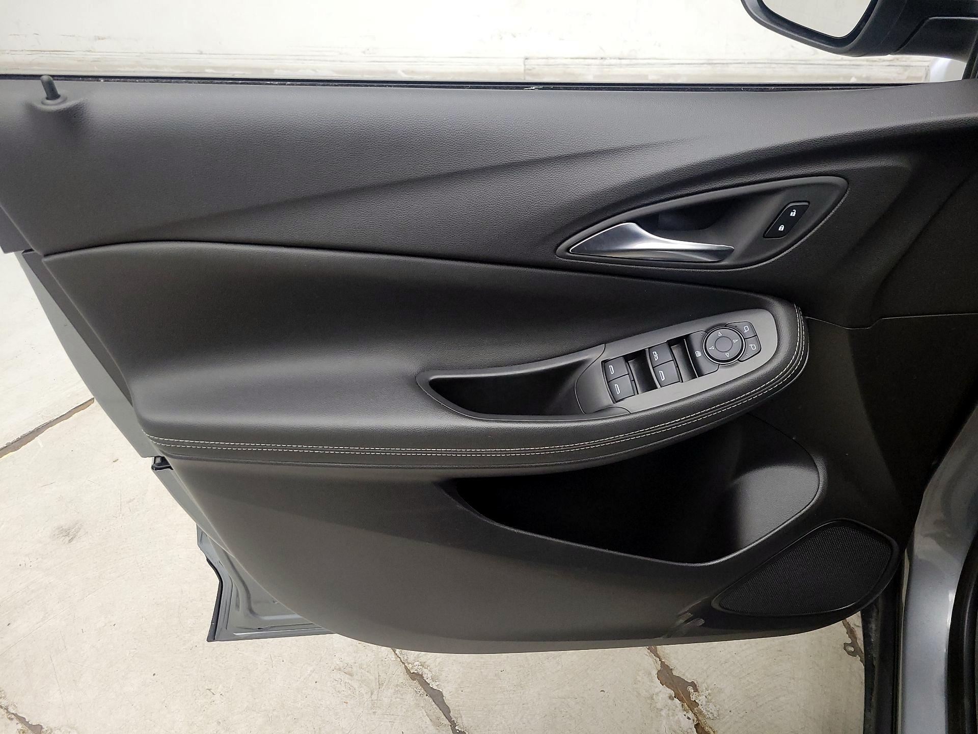 Thumbnail: 2025 Buick Encore GX - 12