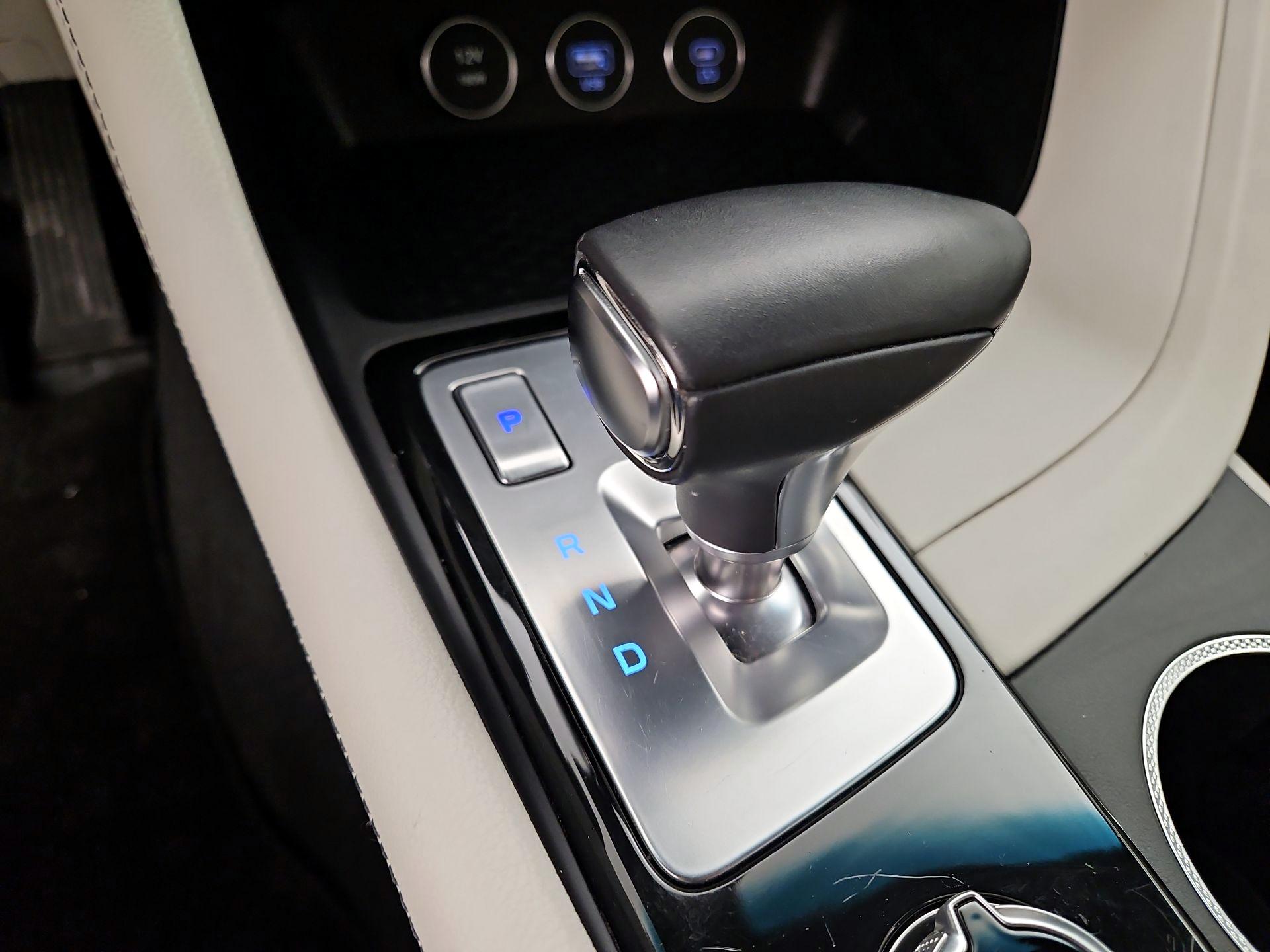 Thumbnail: 2025 Genesis G70 - 18