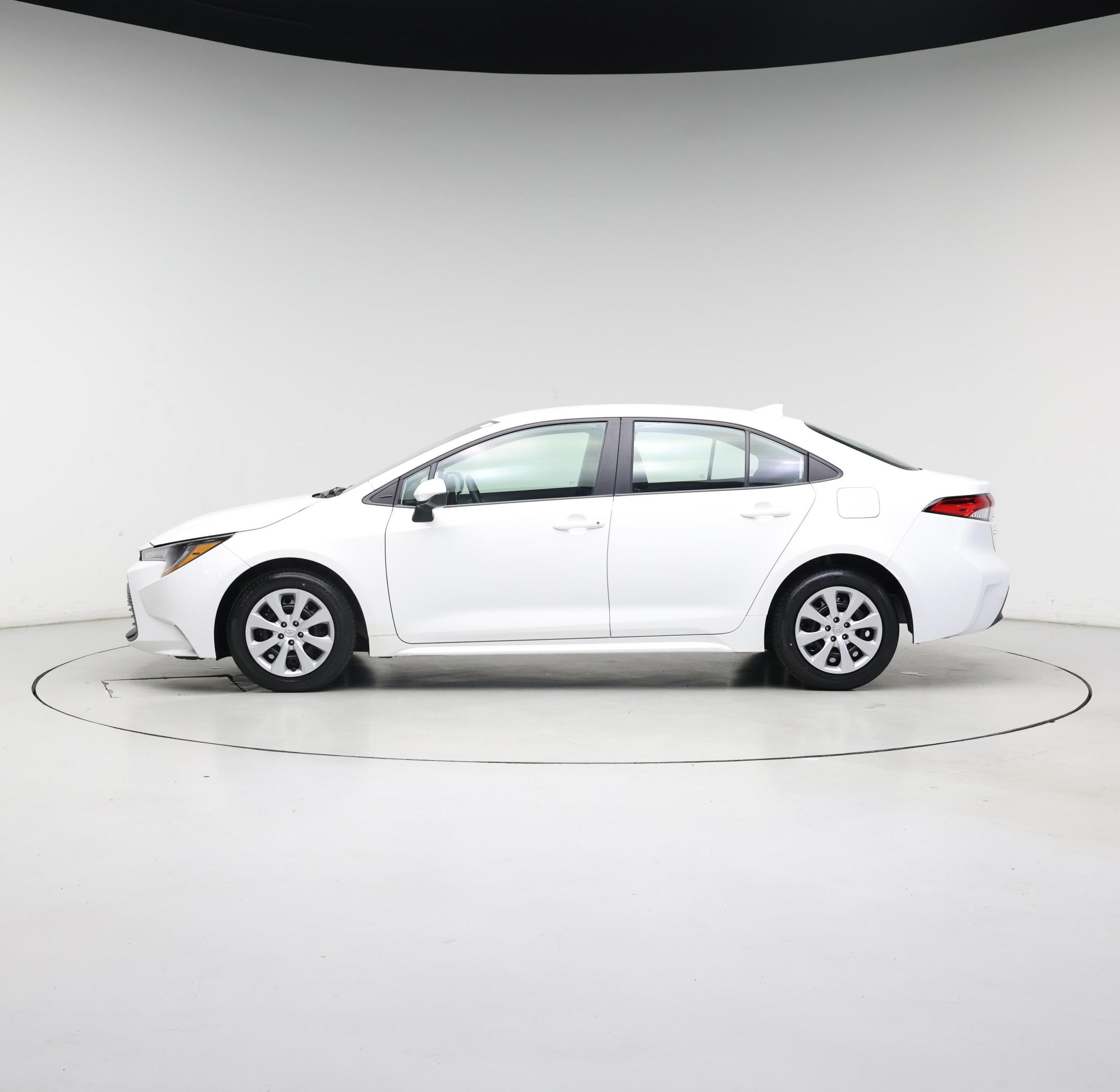 Thumbnail: 2024 Toyota Corolla - 3