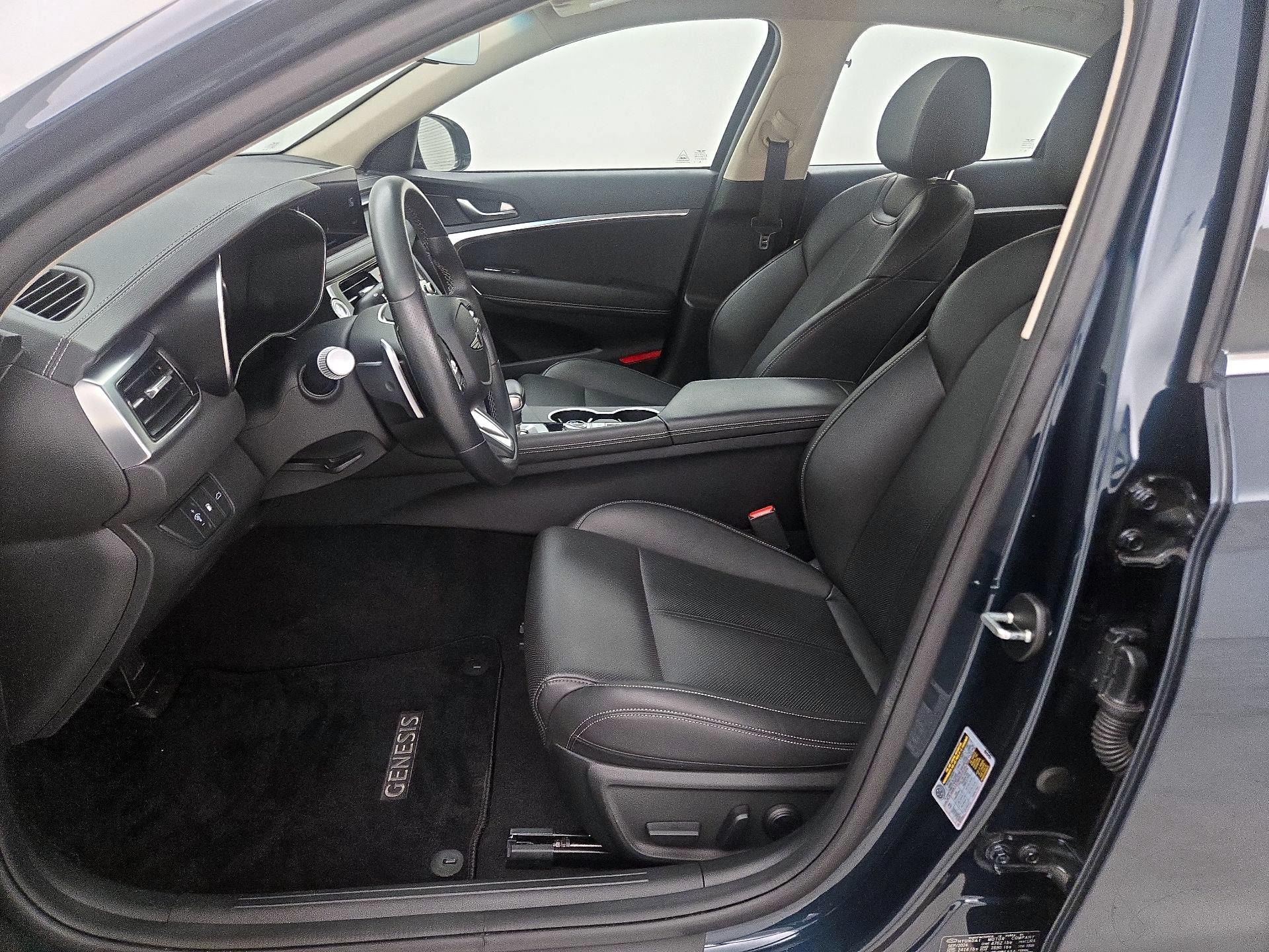 Thumbnail: 2025 Genesis G70 - 11