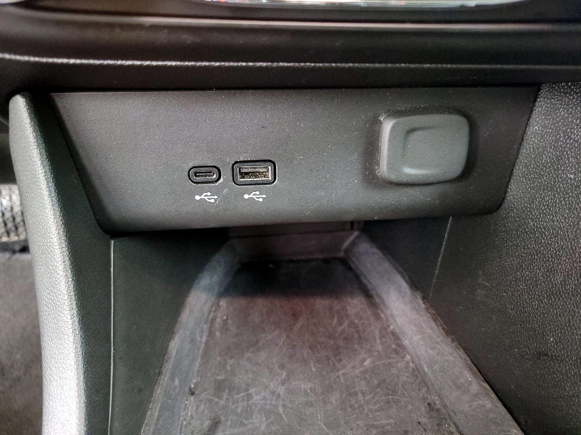 Thumbnail: 2025 Buick Encore GX - 18