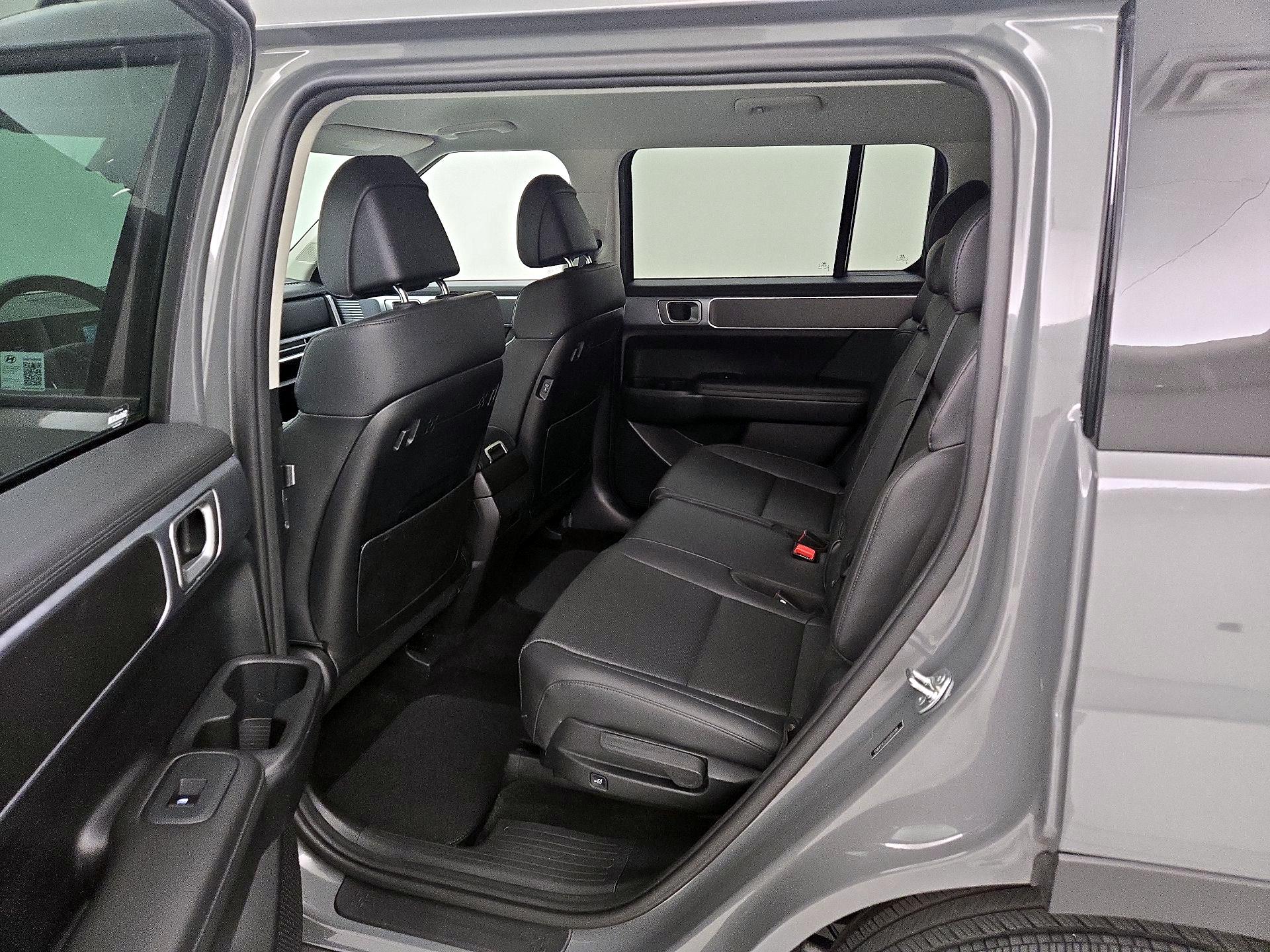 Thumbnail: 2025 Hyundai Santa Fe - 19