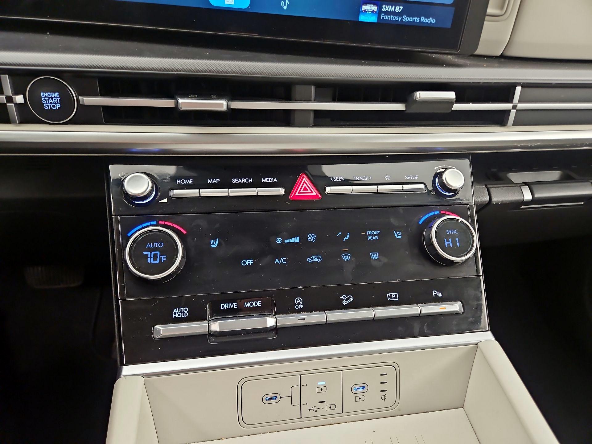 Thumbnail: 2025 Hyundai Santa Fe - 16