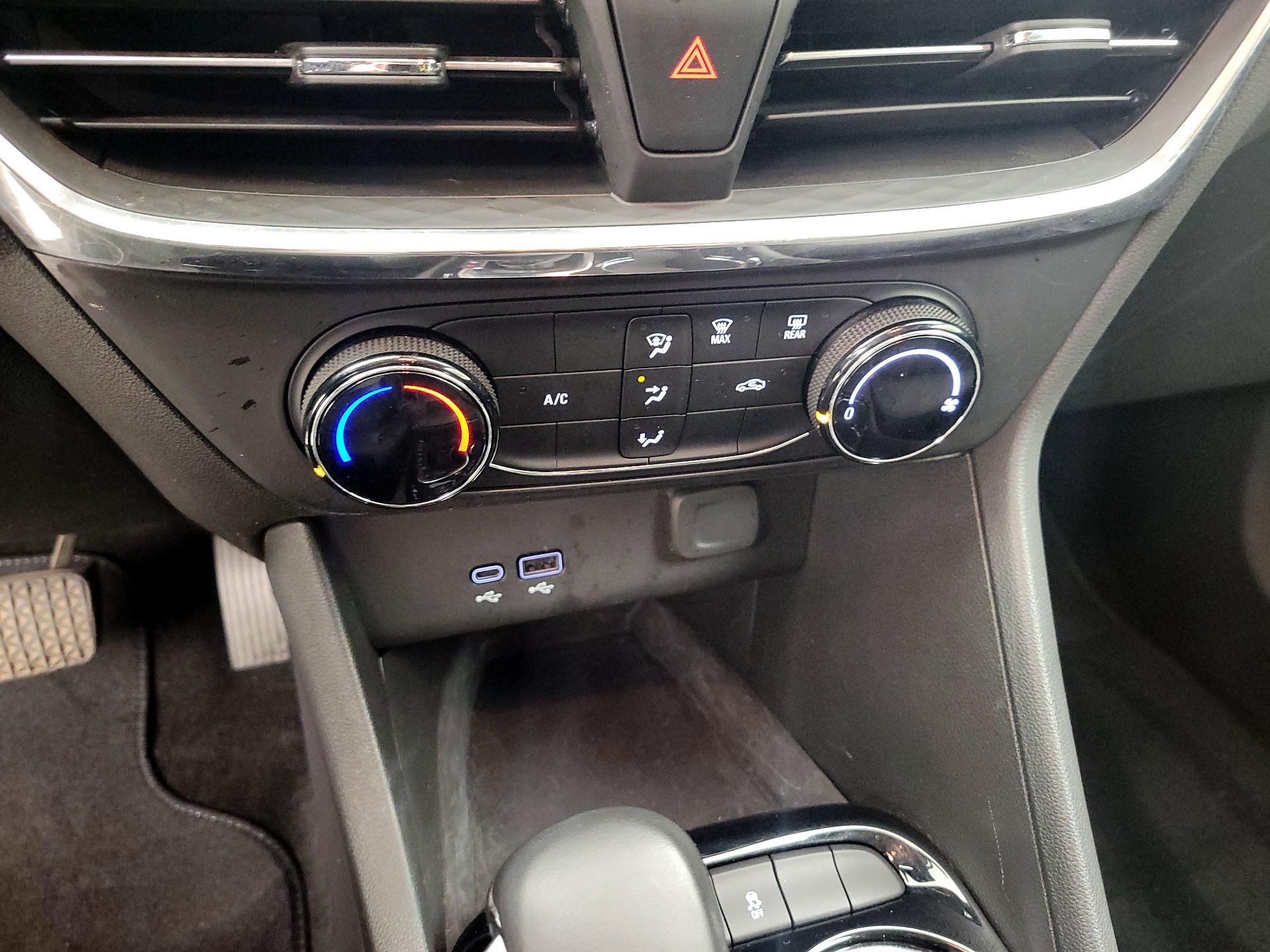 Thumbnail: 2025 Buick Encore GX - 14