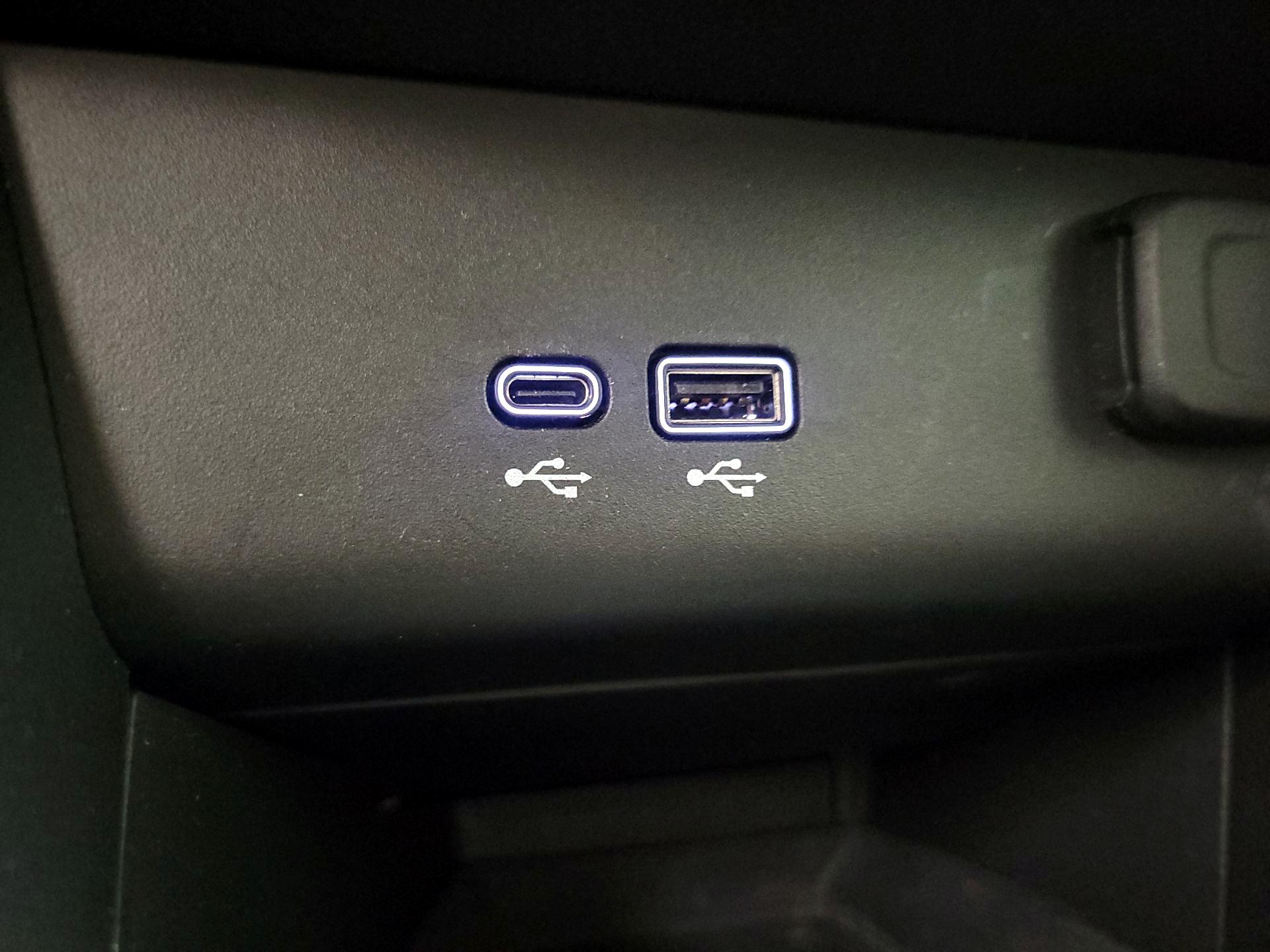 Thumbnail: 2025 Buick Encore GX - 18