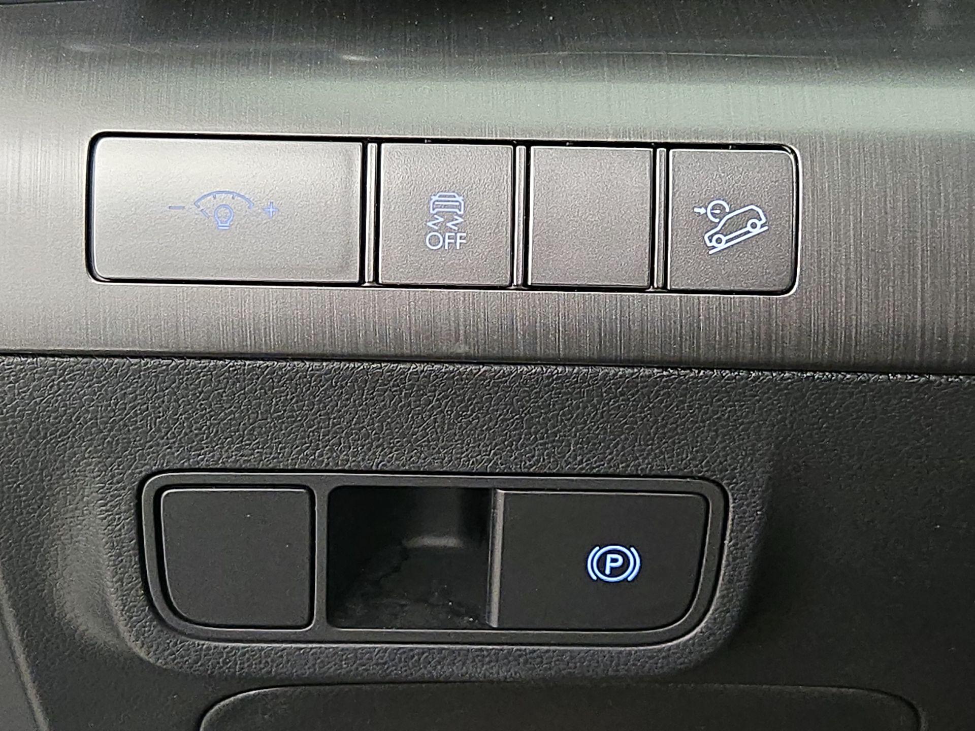 Thumbnail: 2025 Hyundai Kona - 13