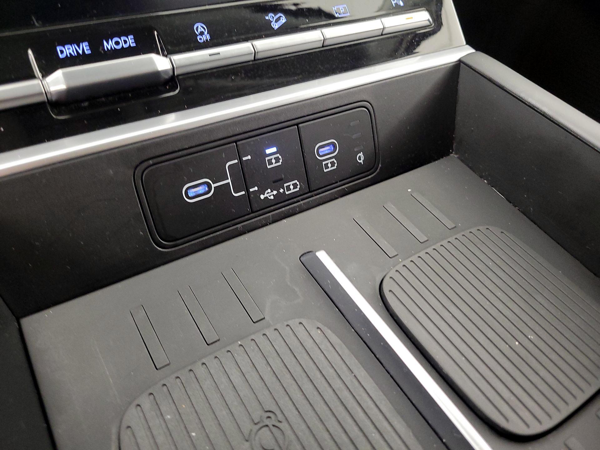 Thumbnail: 2025 Hyundai Santa Fe - 18