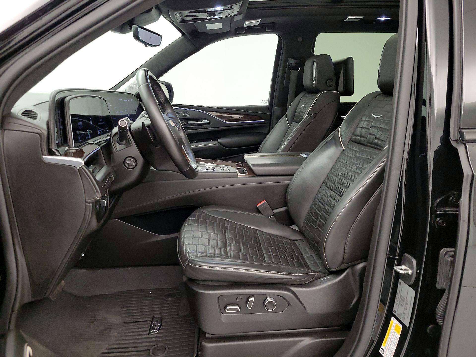 Thumbnail: 2021 Cadillac Escalade - 11