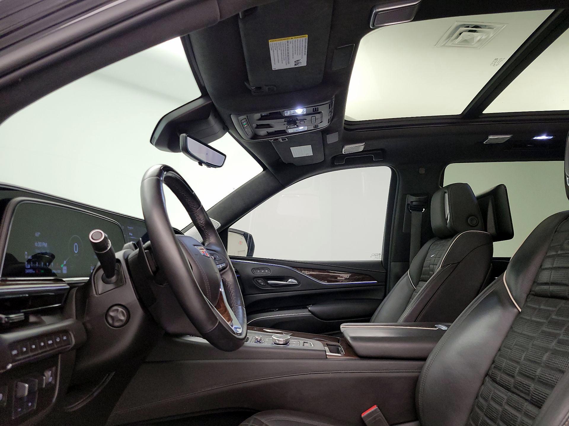 Thumbnail: 2021 Cadillac Escalade - 20