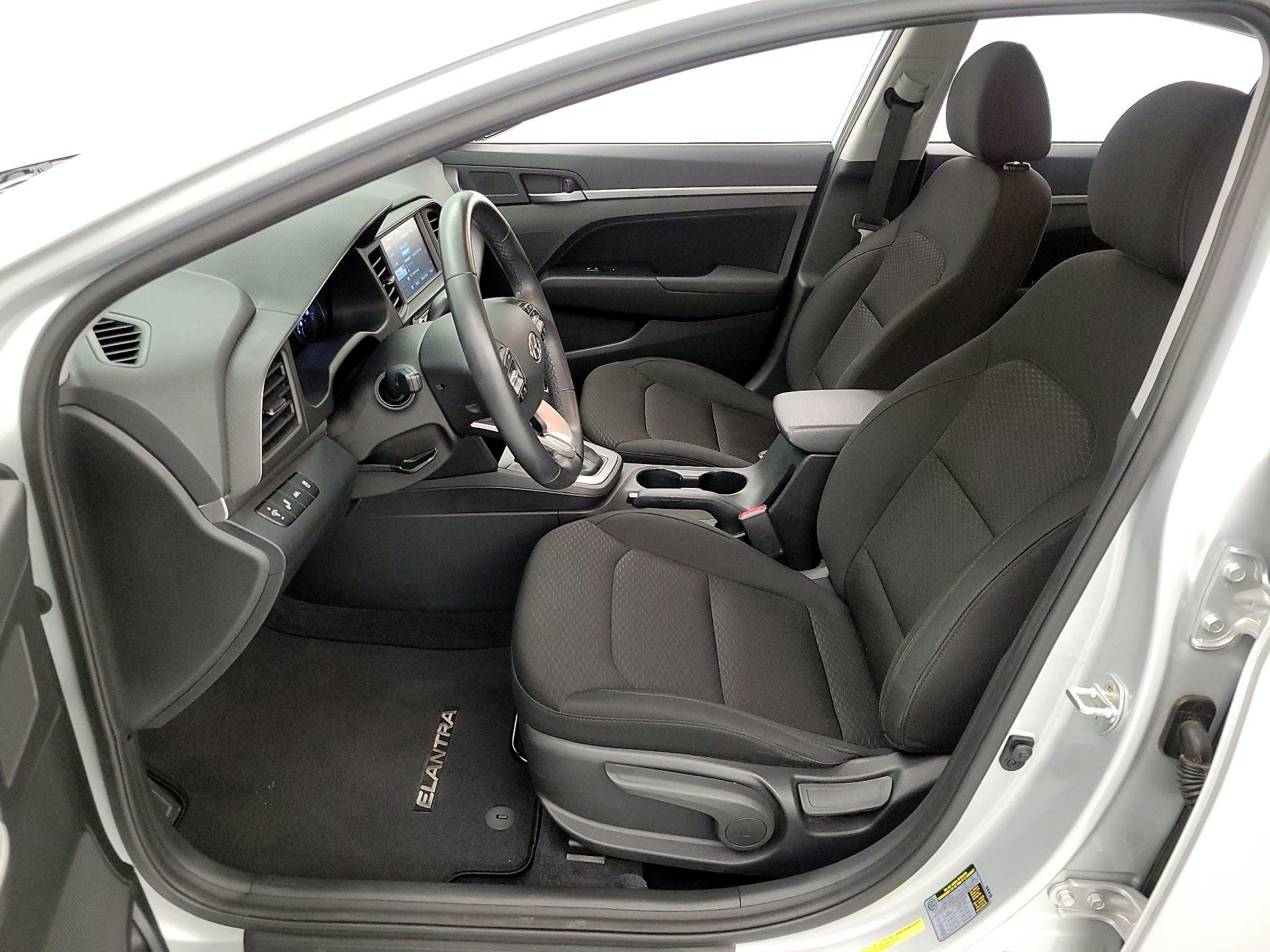 Thumbnail: 2019 Hyundai Elantra - 11