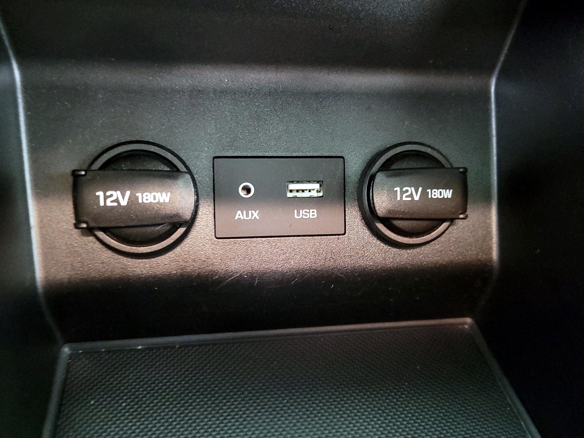 Thumbnail: 2019 Hyundai Elantra - 18