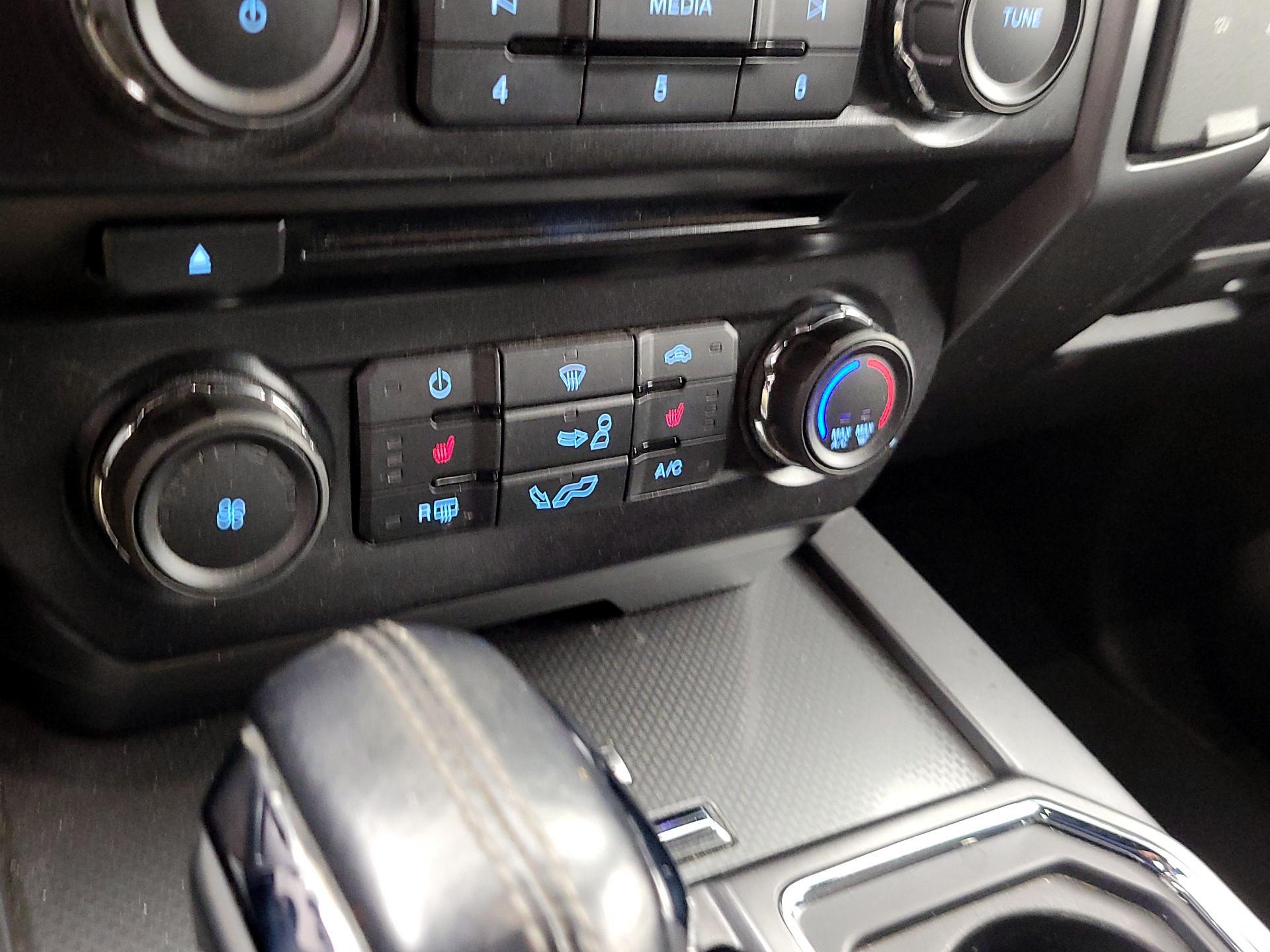 Thumbnail: 2015 Ford F-150 - 17