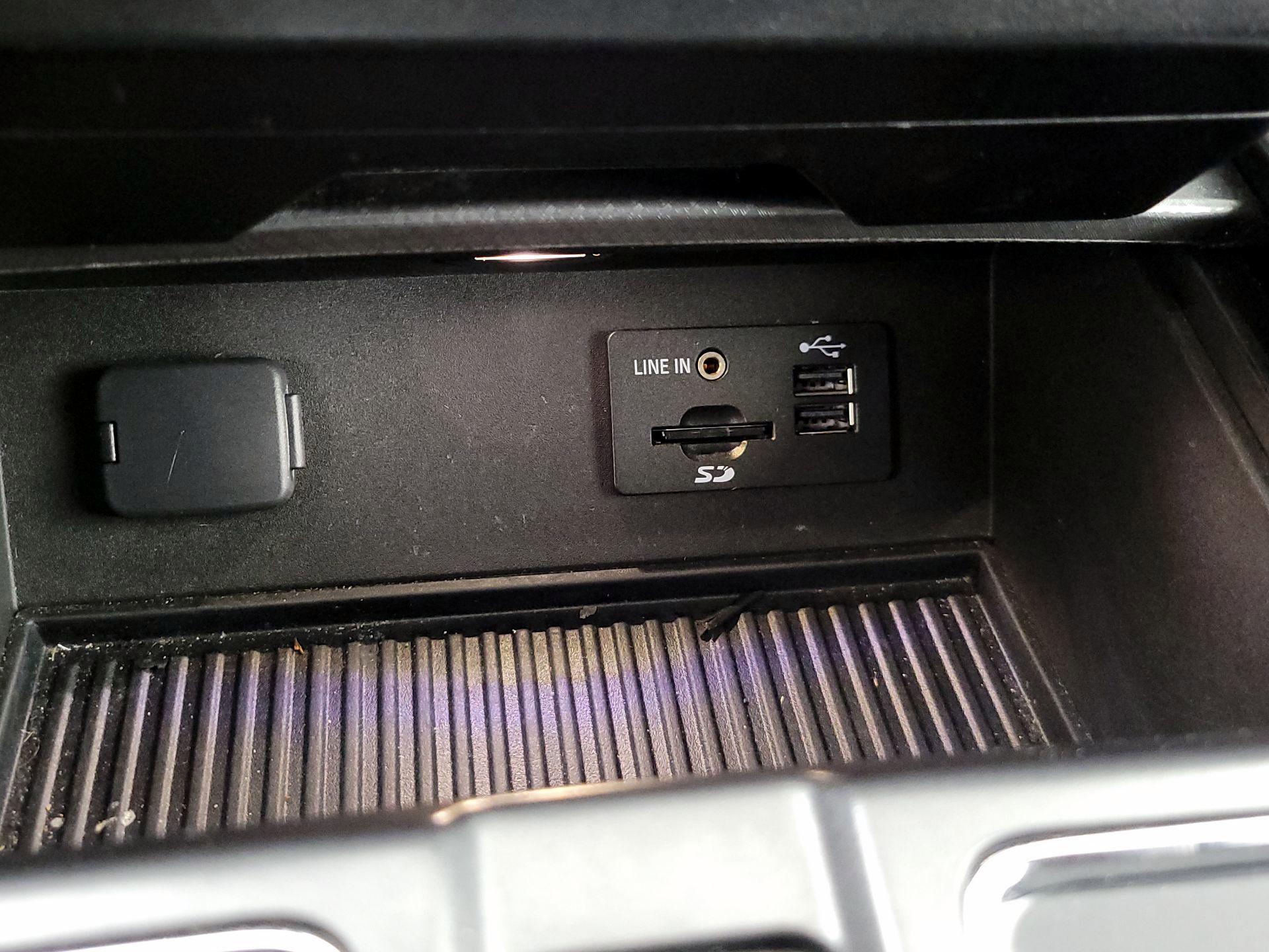 Thumbnail: 2015 Ford F-150 - 19