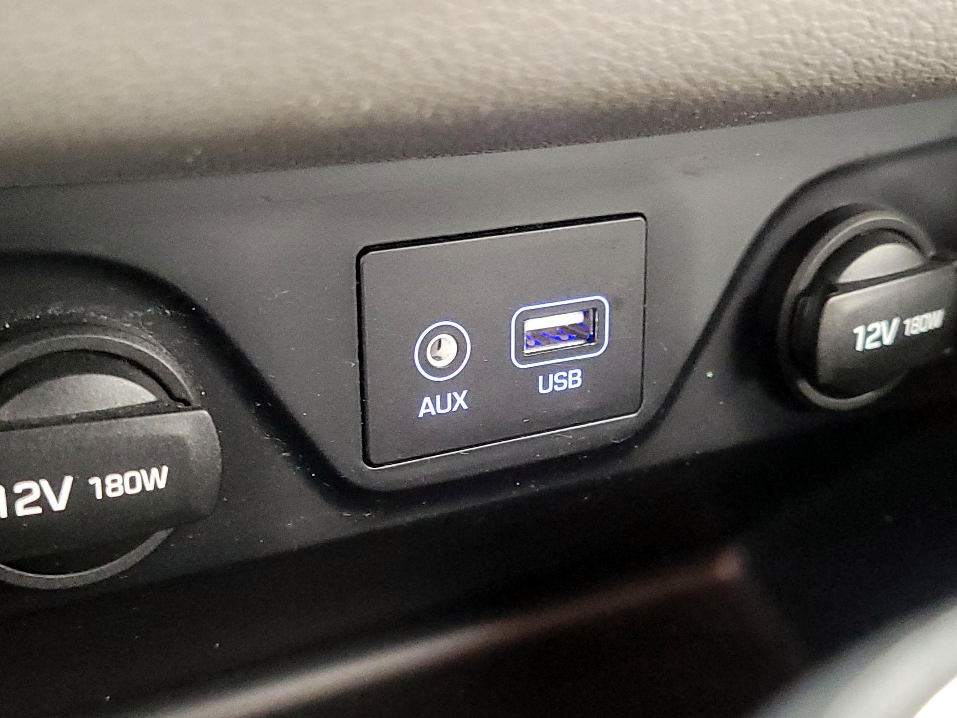 Thumbnail: 2019 Hyundai Tucson - 18