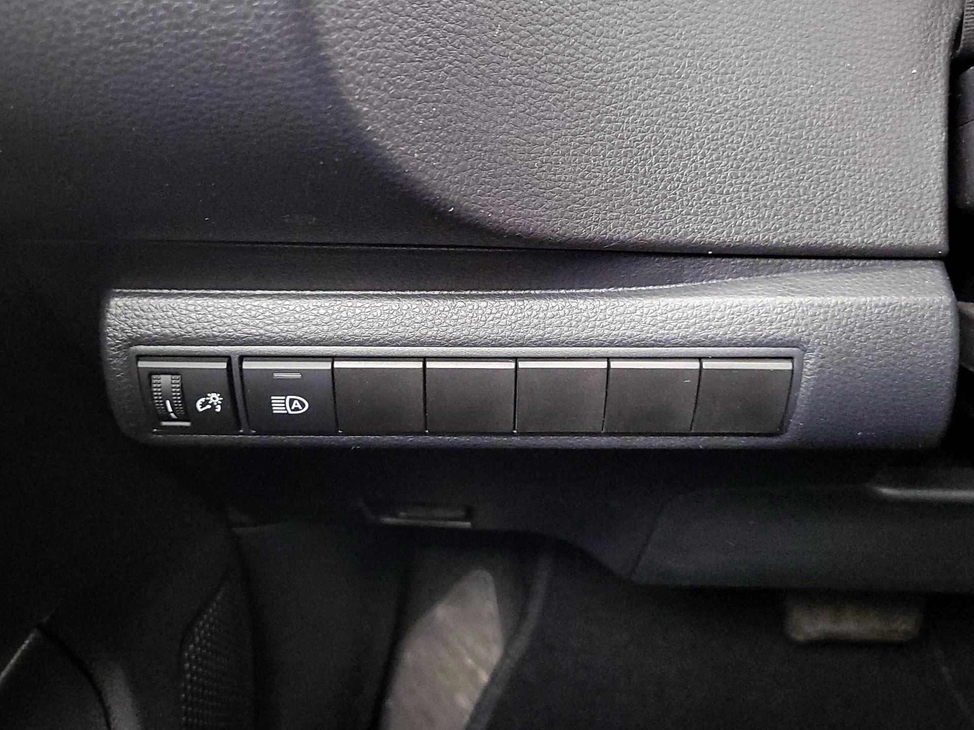 Thumbnail: 2024 Toyota Corolla - 13