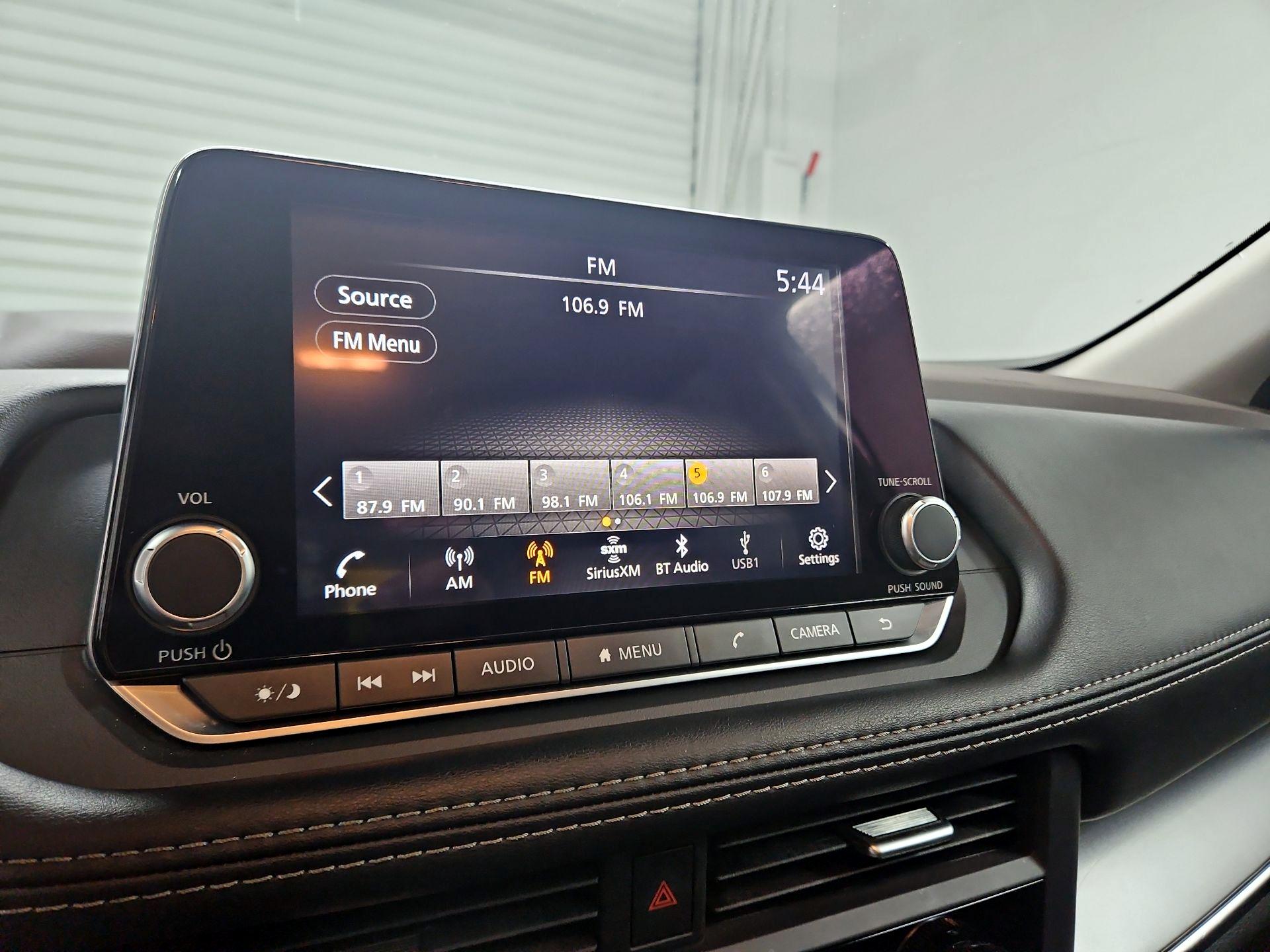 Thumbnail: 2023 Nissan Rogue - 15