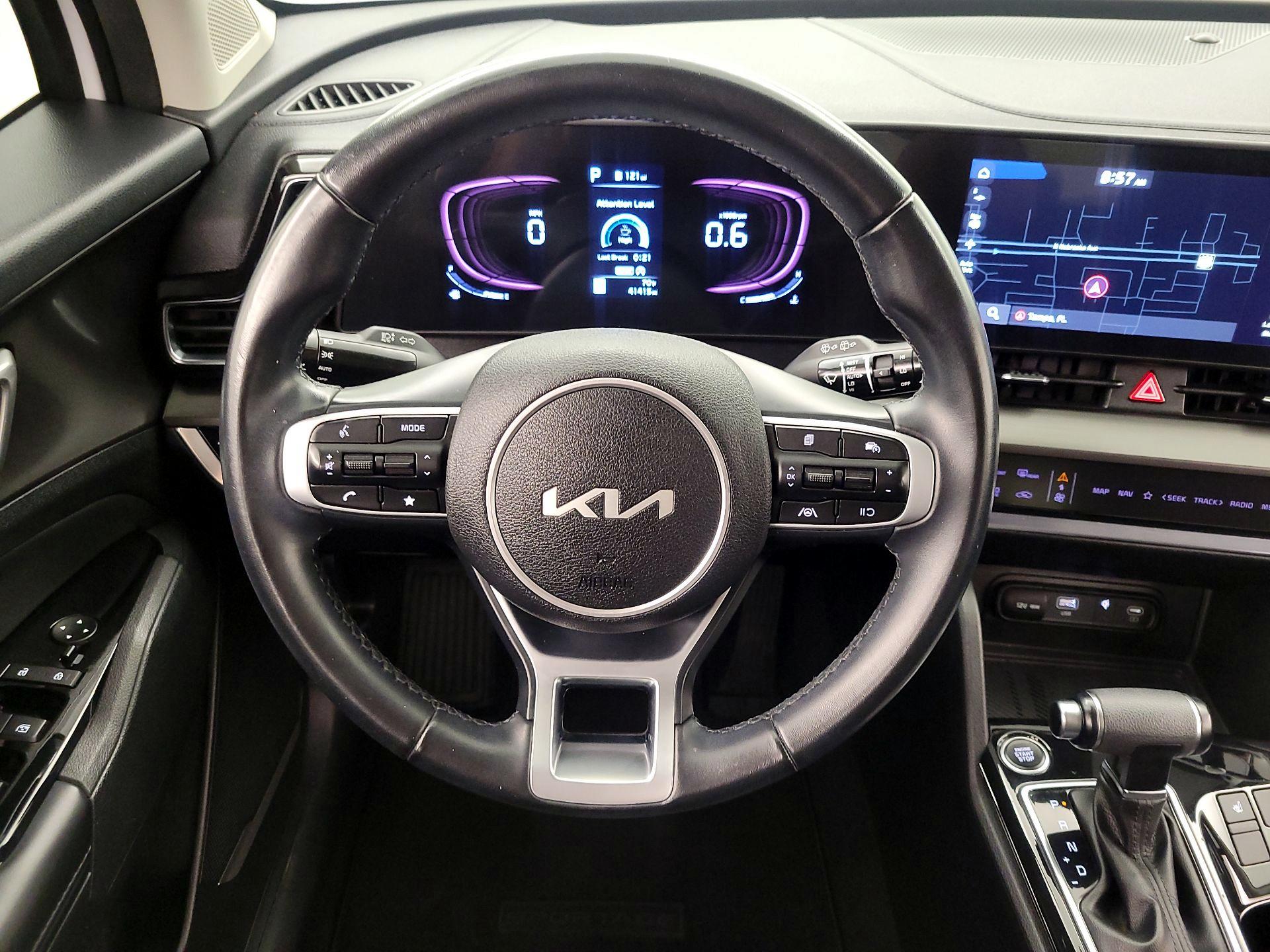 Thumbnail: 2023 Kia Sportage - 10