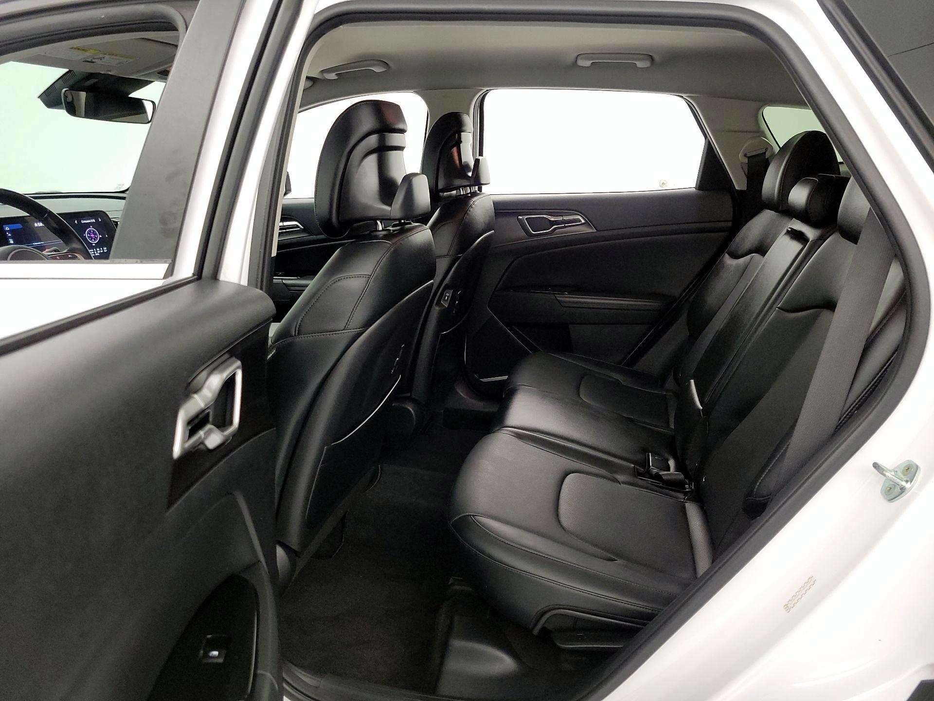 Thumbnail: 2023 Kia Sportage - 20