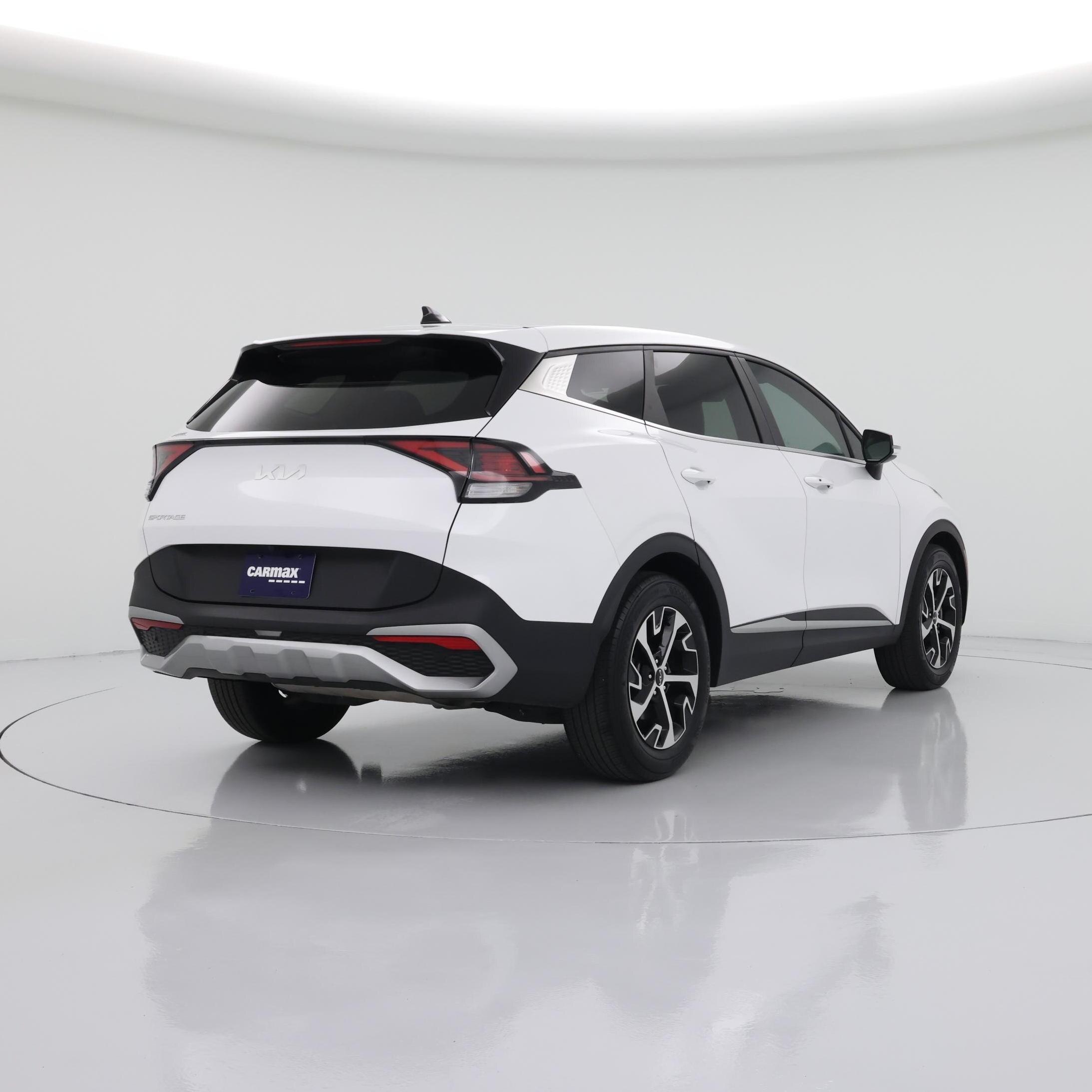 Thumbnail: 2023 Kia Sportage - 8