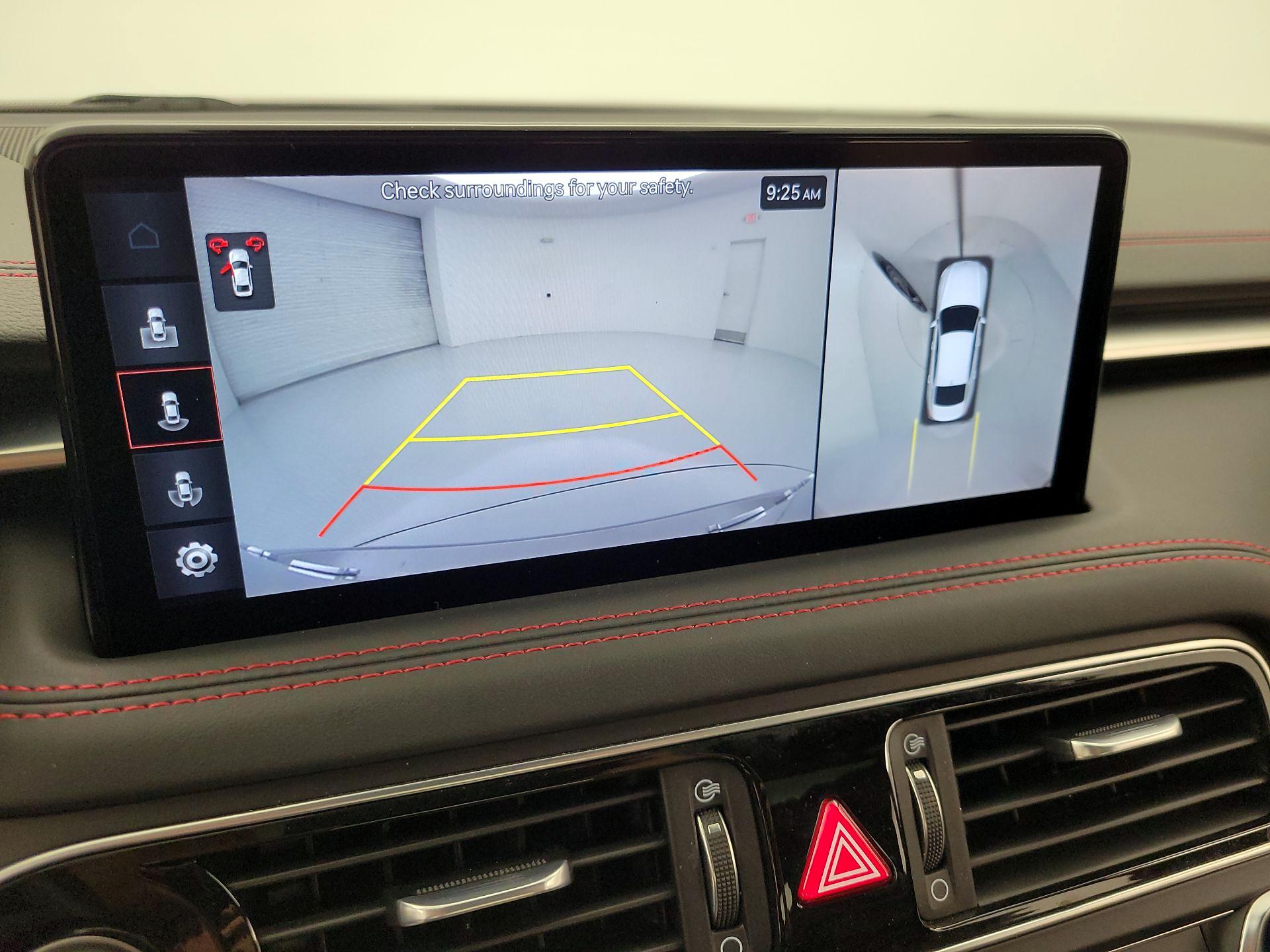 Thumbnail: 2022 Genesis G70 - 15