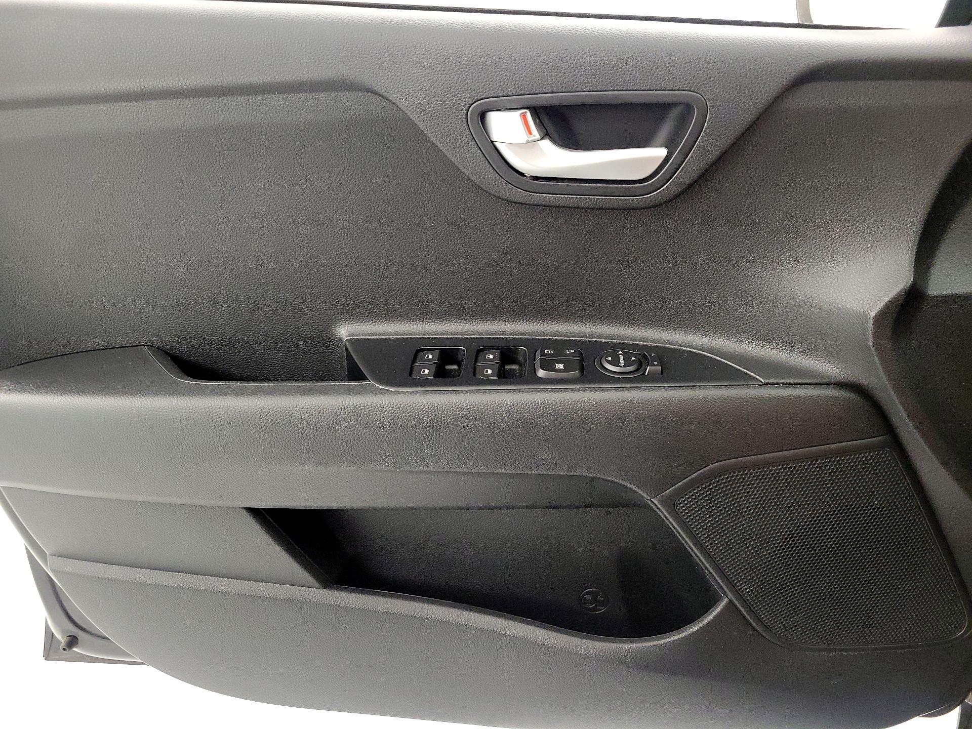 Thumbnail: 2021 Kia Rio5 - 12