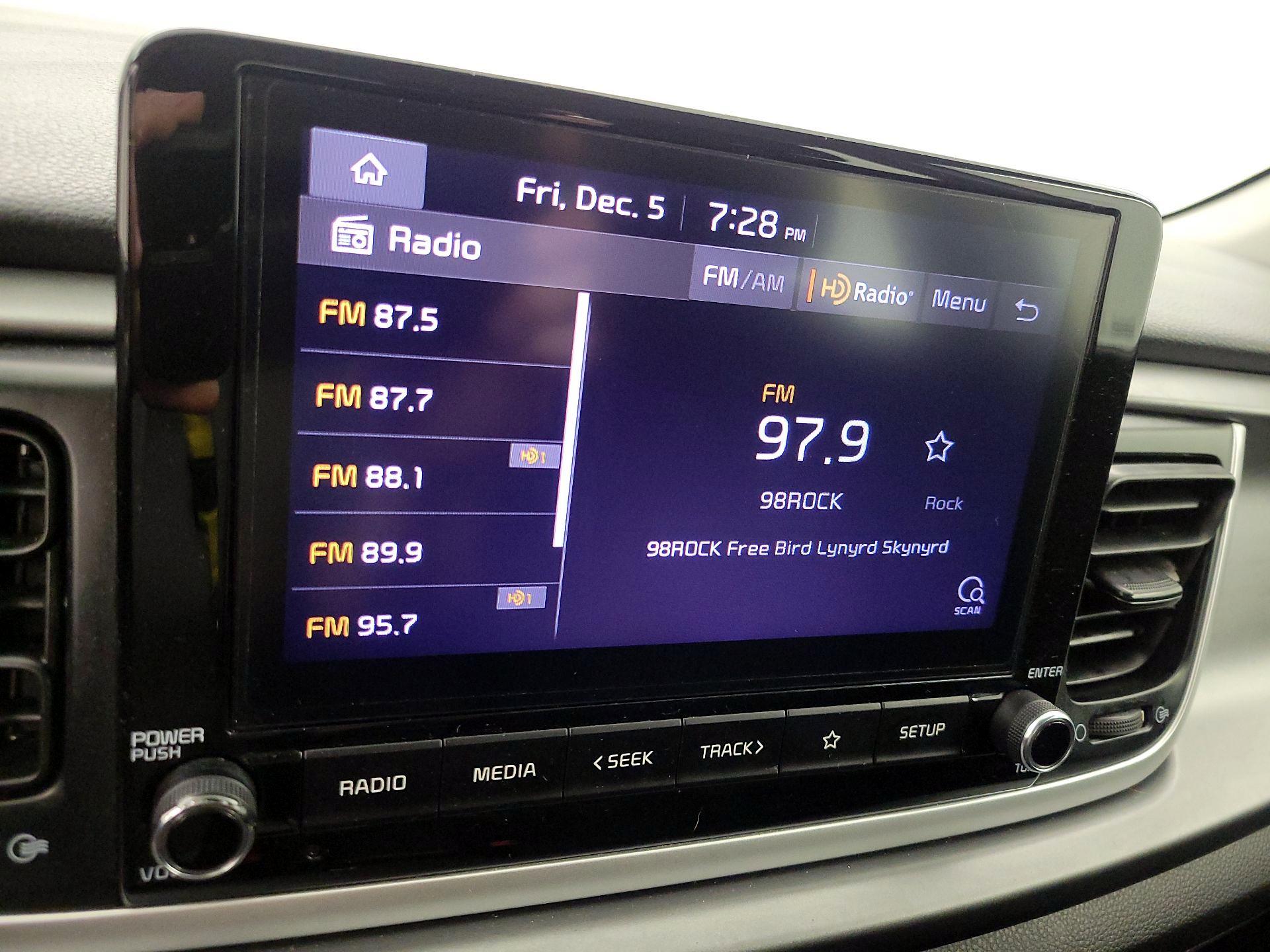 Thumbnail: 2021 Kia Rio5 - 15