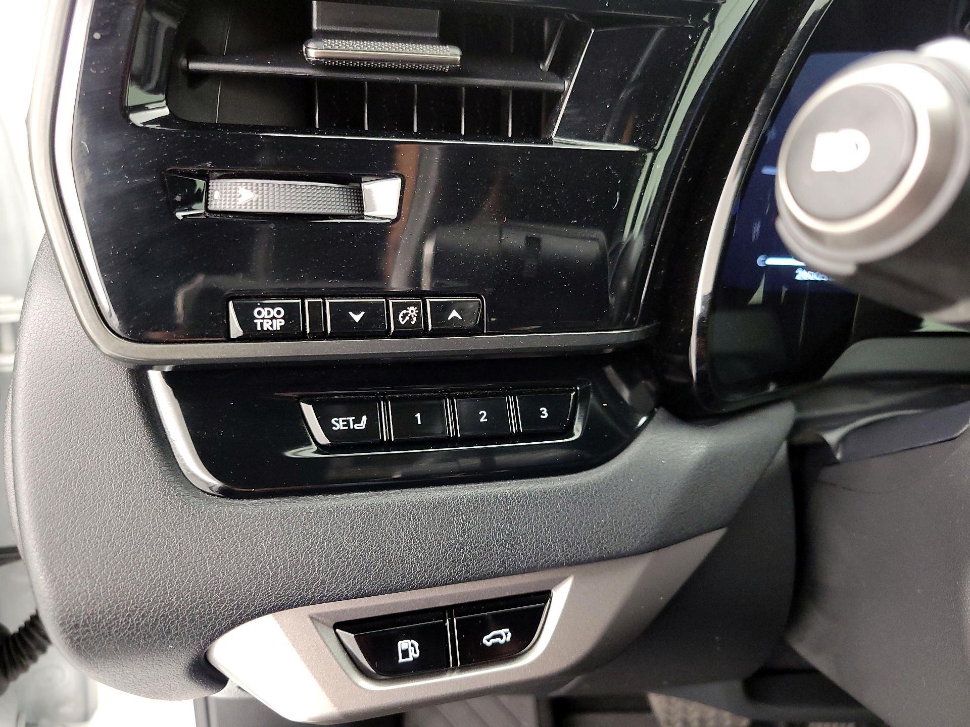 Thumbnail: 2025 Lexus RX - 13