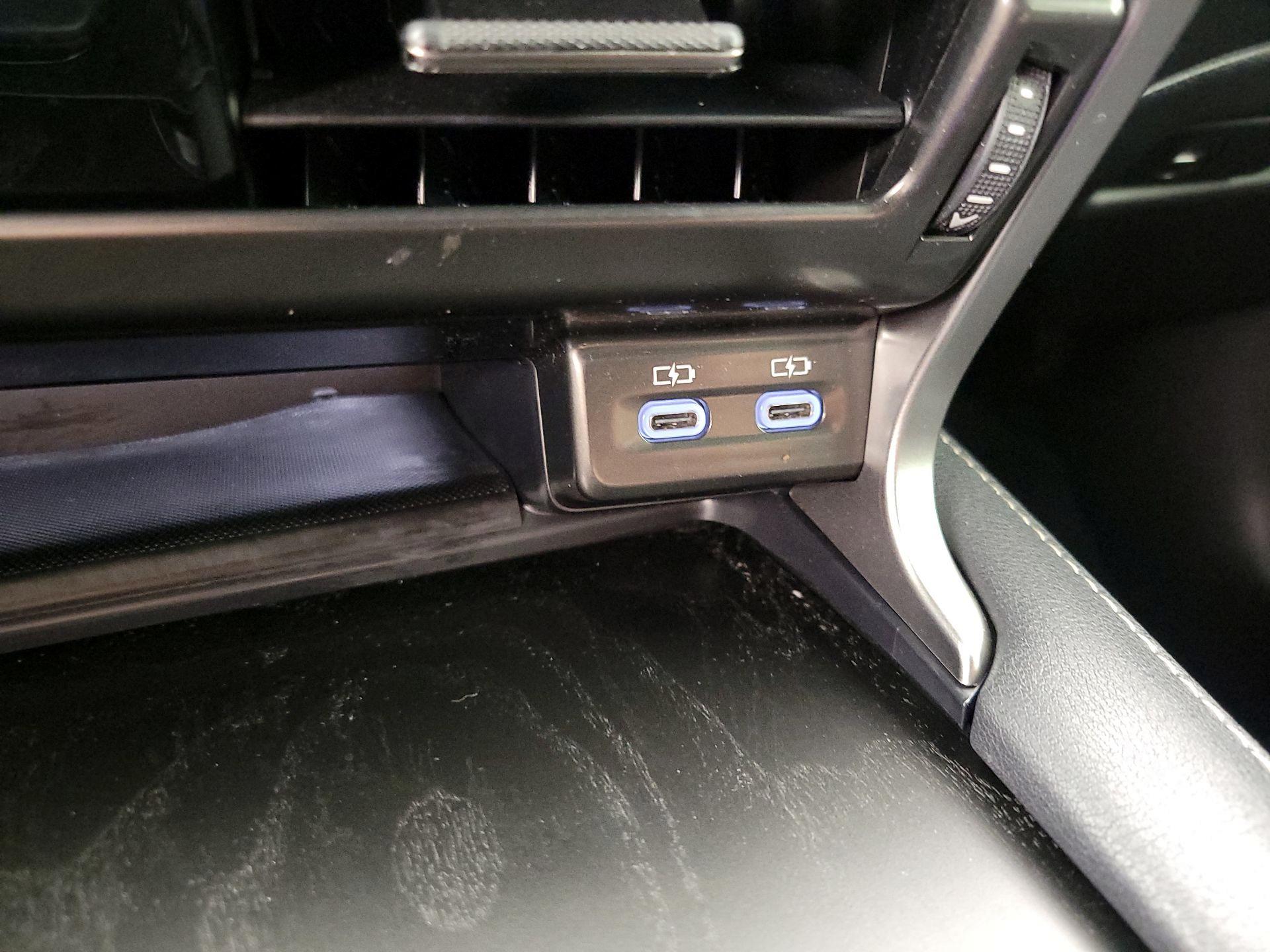 Thumbnail: 2025 Lexus RX - 18