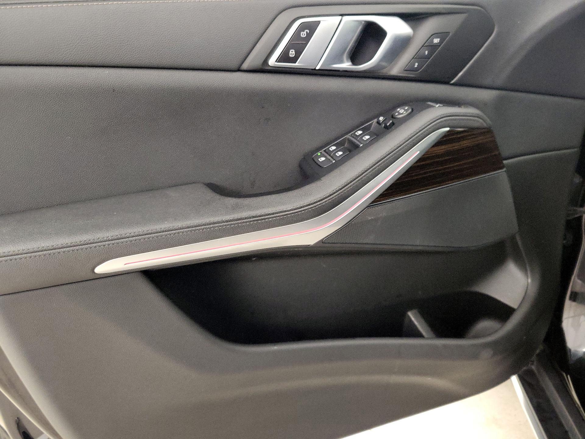 Thumbnail: 2020 BMW X5 - 12