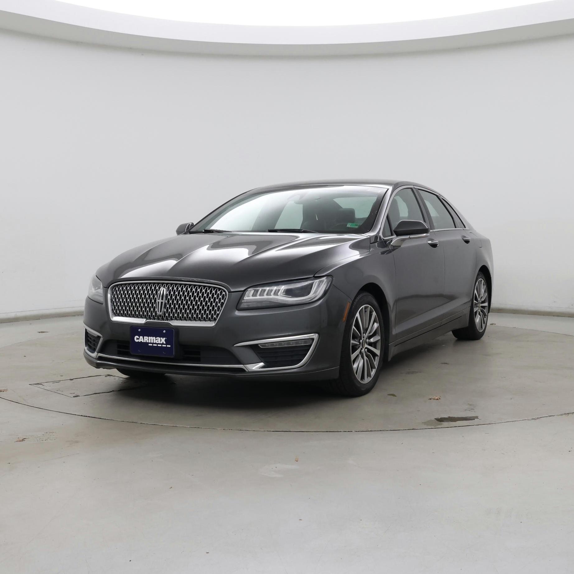 Thumbnail: 2019 Lincoln MKZ - 4