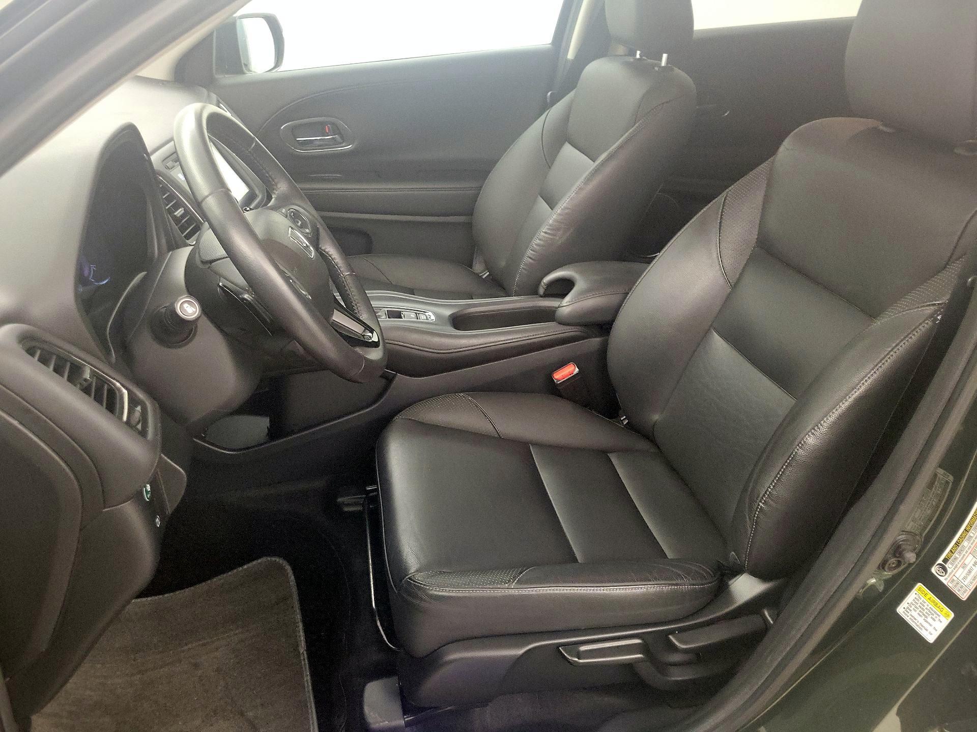 Thumbnail: 2016 Honda HR-V - 11