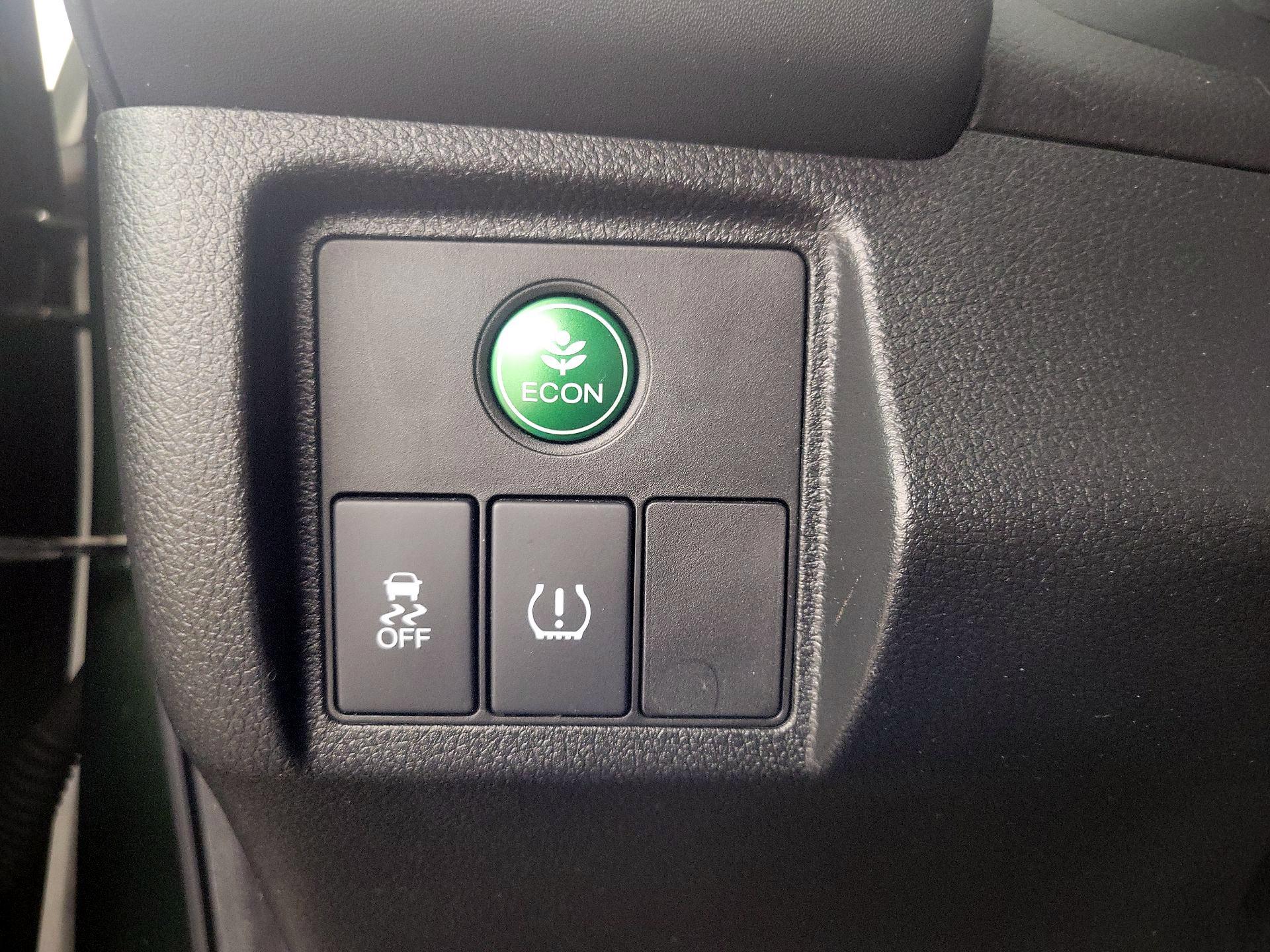 Thumbnail: 2016 Honda HR-V - 13