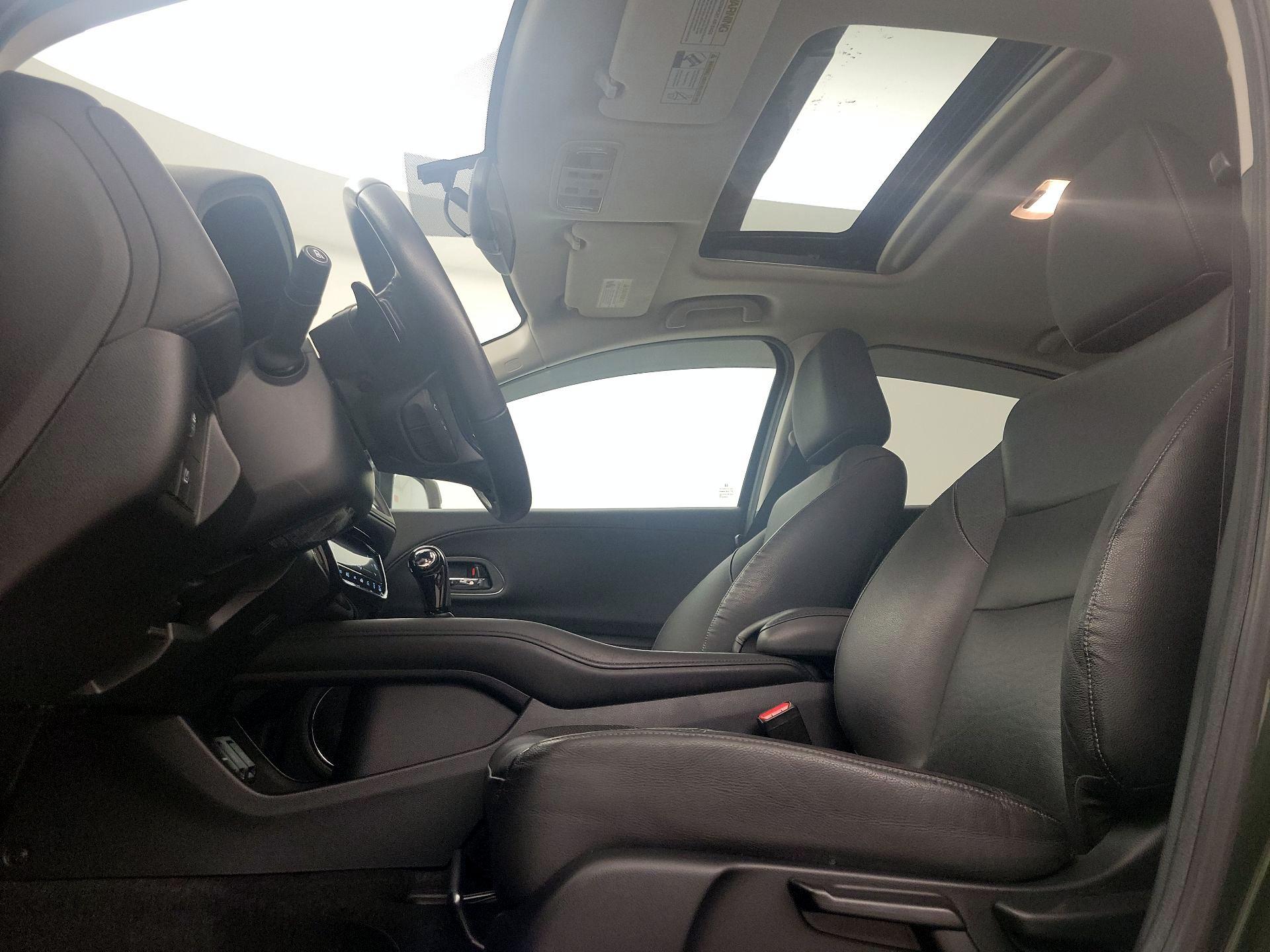 Thumbnail: 2016 Honda HR-V - 20